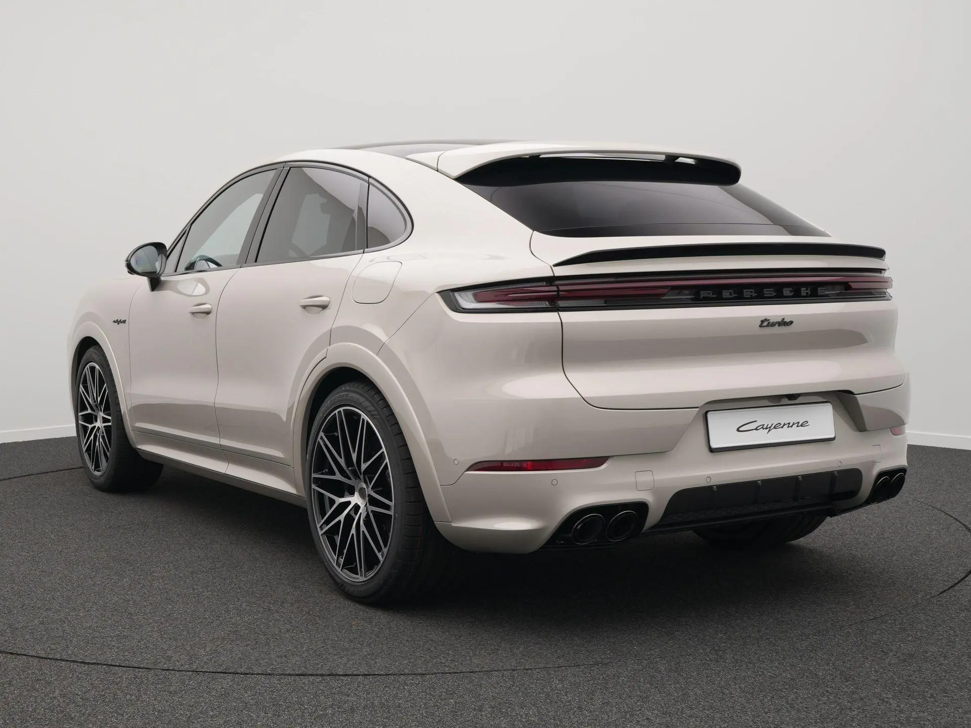 Cayenne Coupé Turbo E-Hybrid