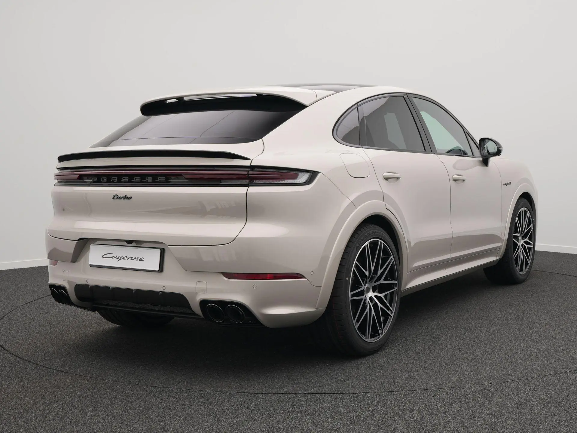 Cayenne Coupé Turbo E-Hybrid