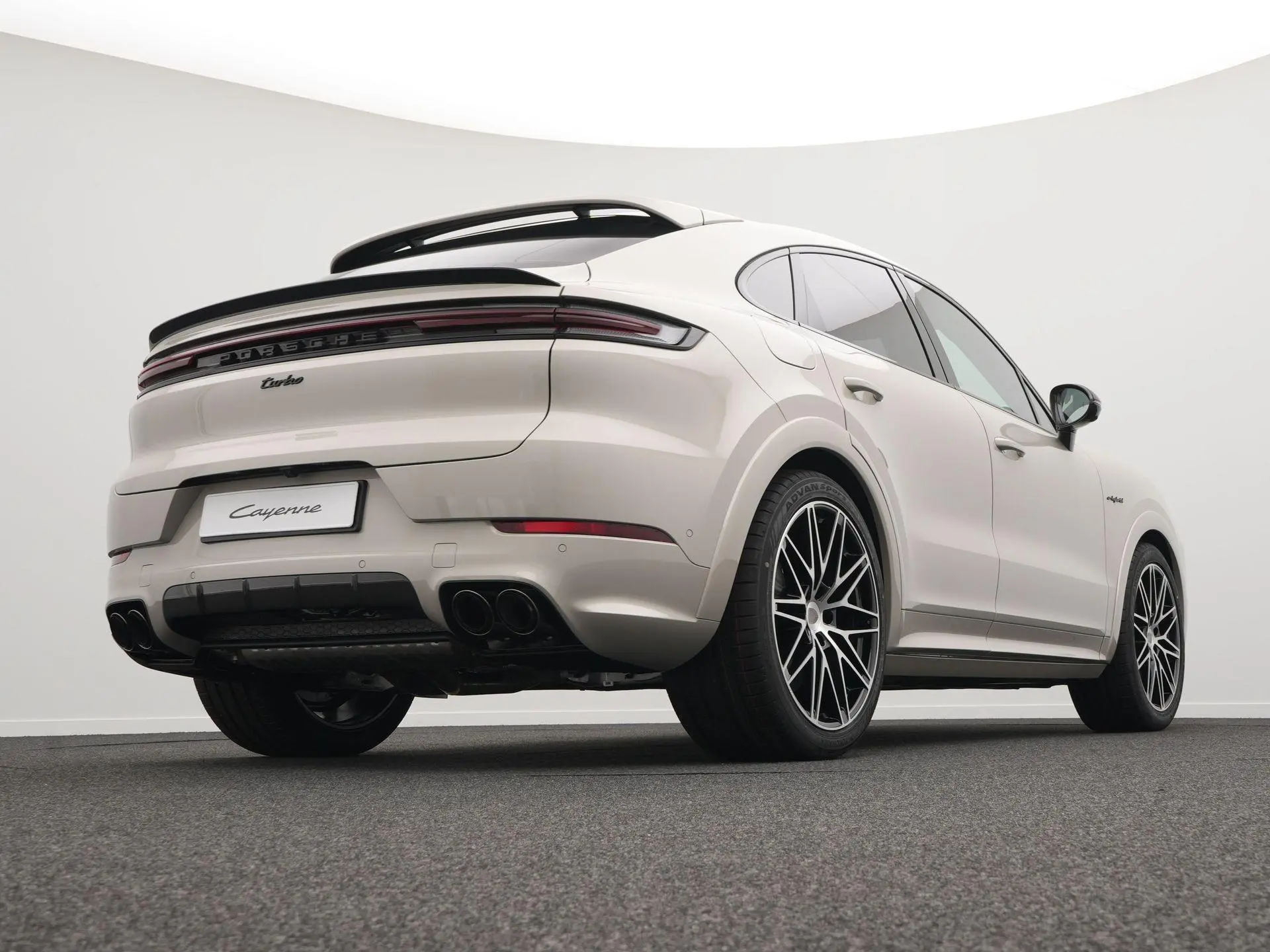 Cayenne Coupé Turbo E-Hybrid