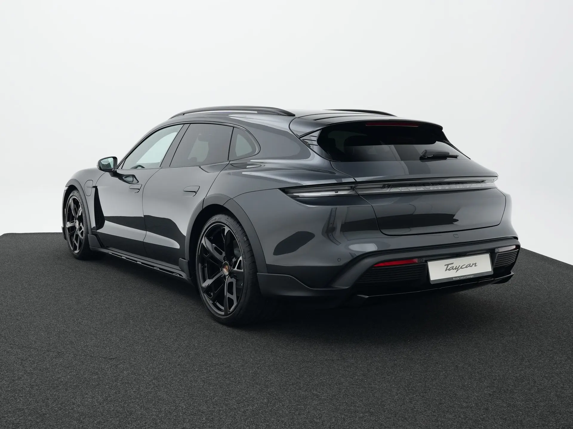 Taycan 4 Cross Turismo 