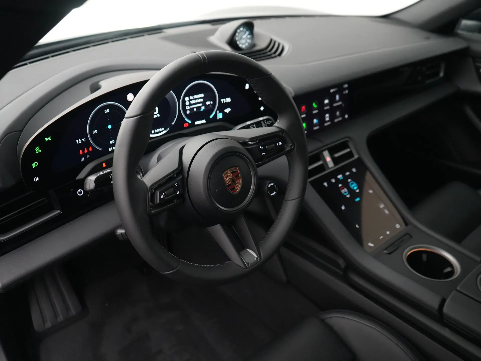 Taycan 4 Cross Turismo 