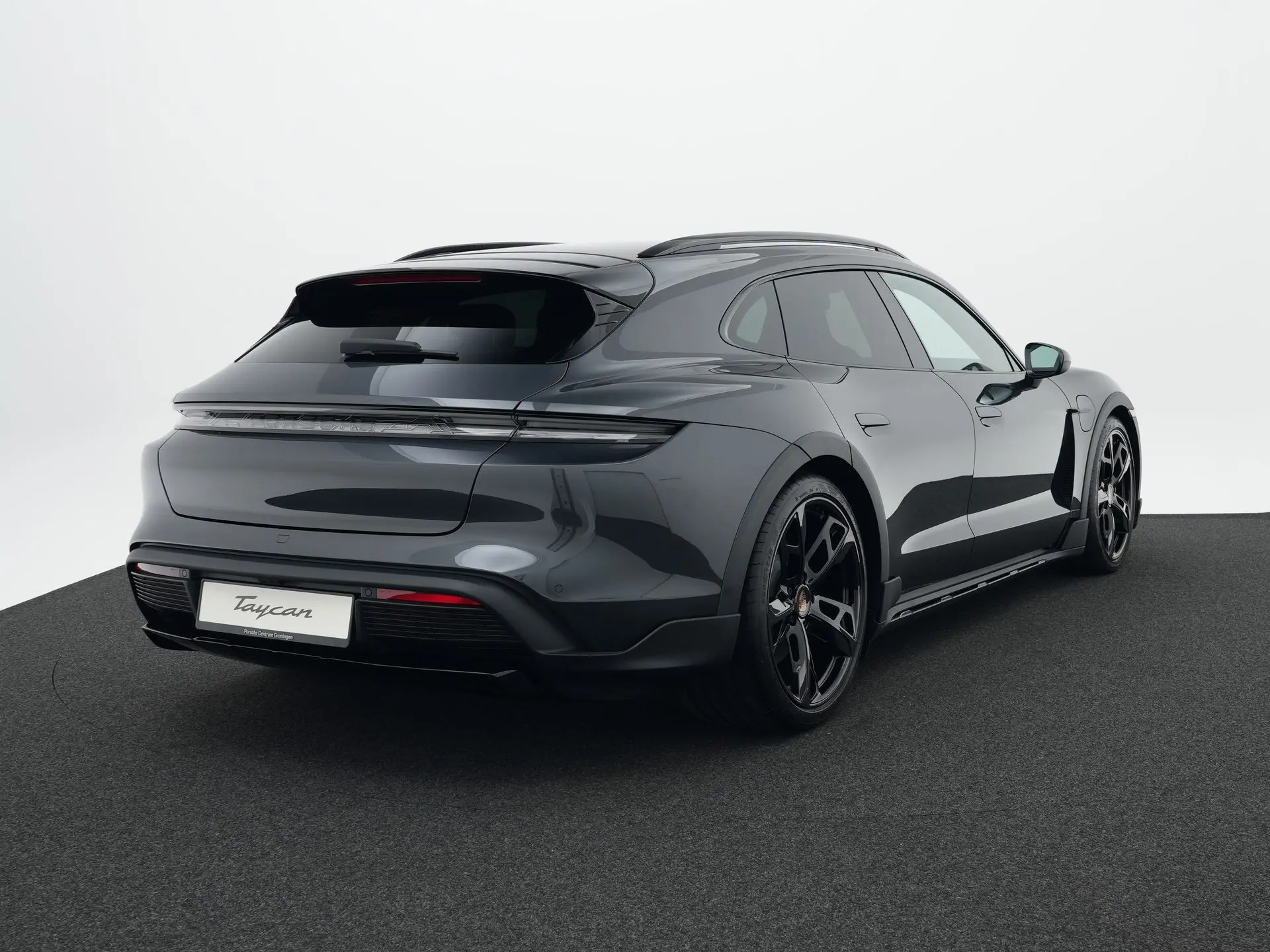 Taycan 4 Cross Turismo 