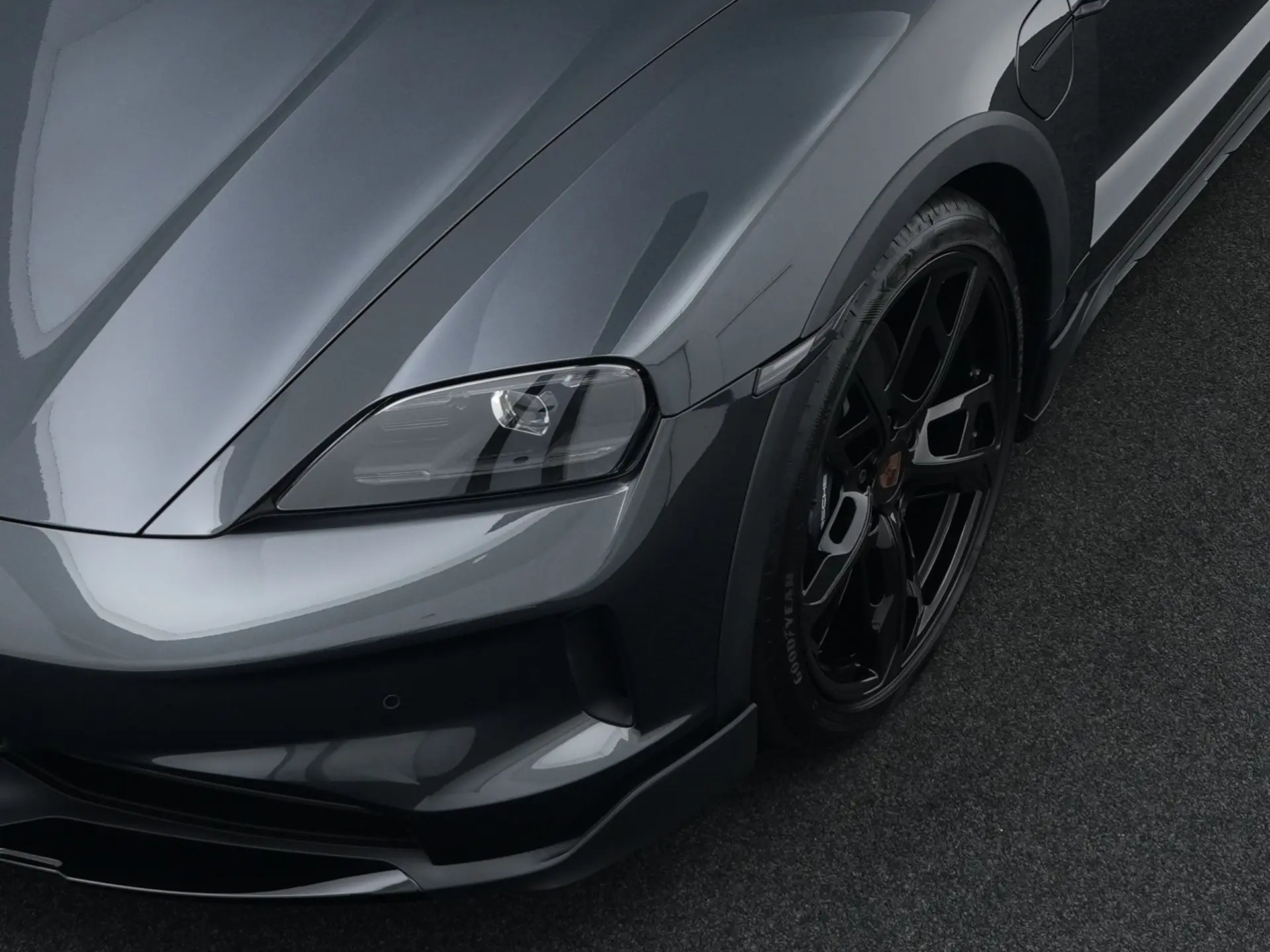 Taycan 4 Cross Turismo 