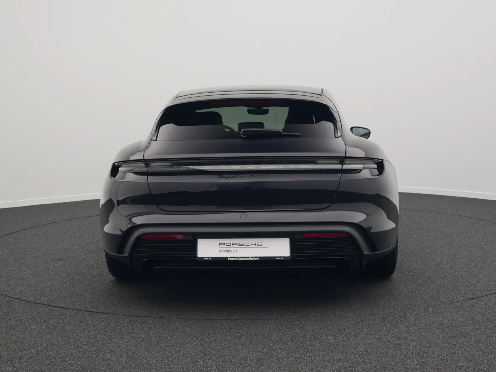 Taycan GTS Sport Turismo