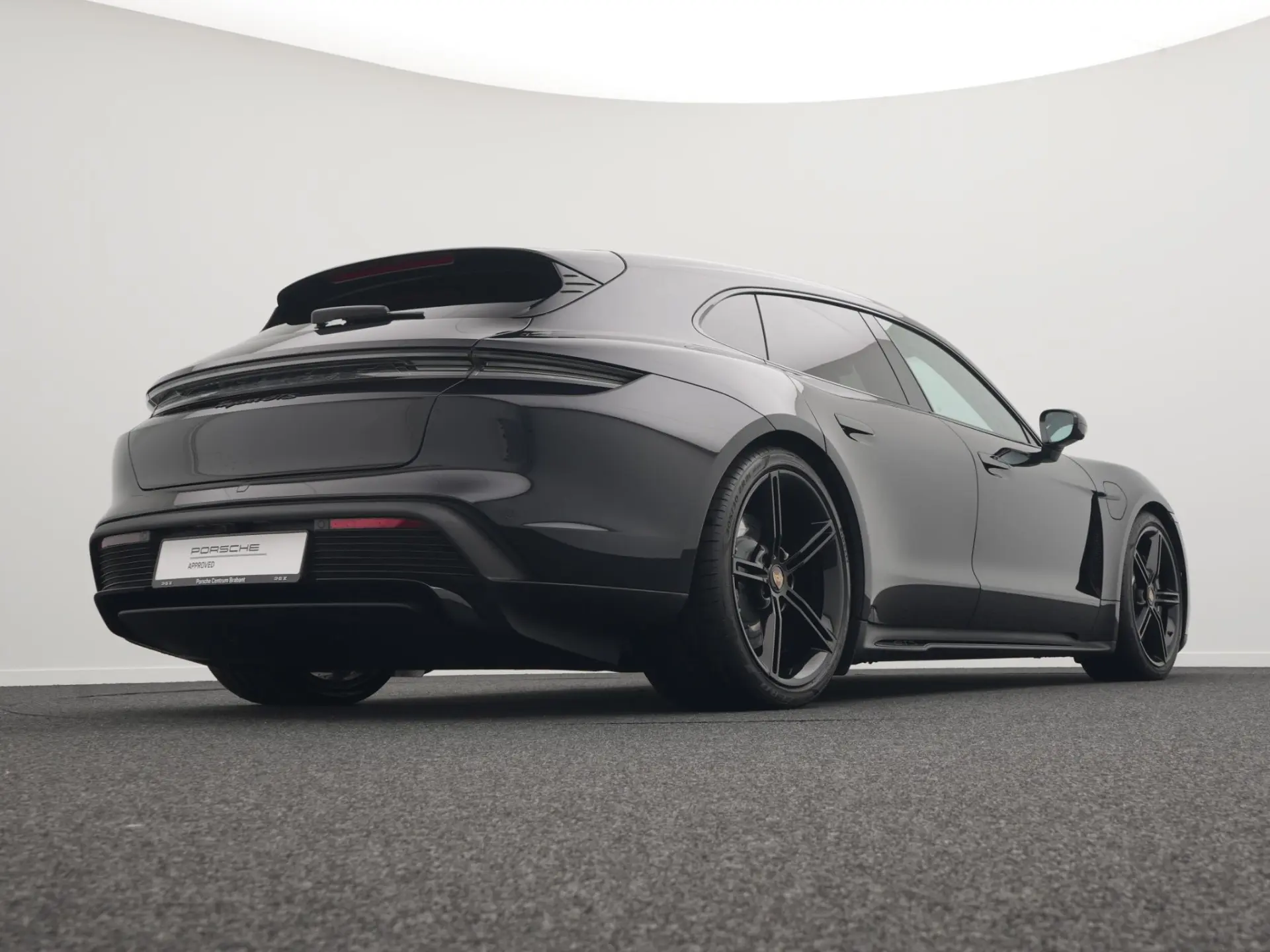 Taycan GTS Sport Turismo