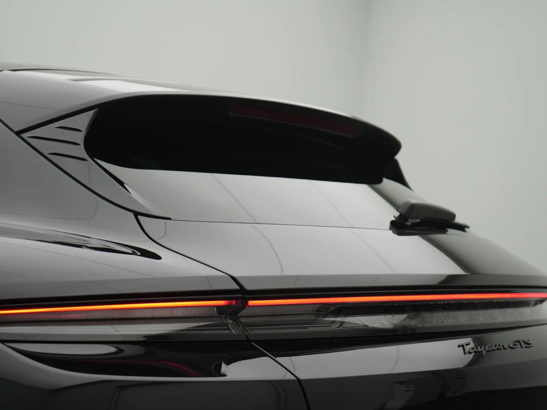 Taycan GTS Sport Turismo