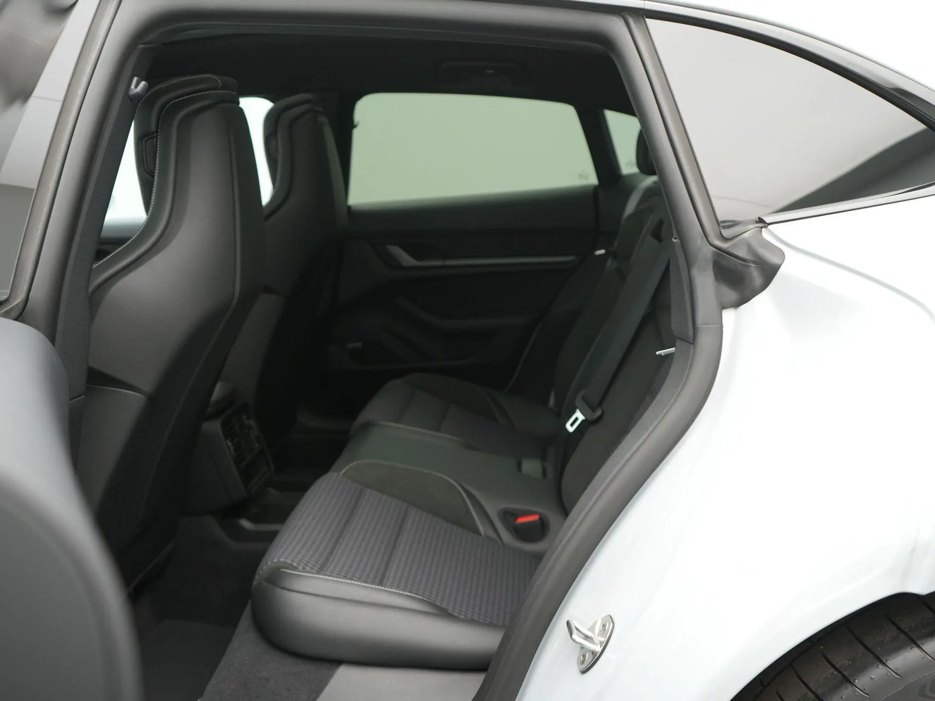Taycan Sport Turismo 