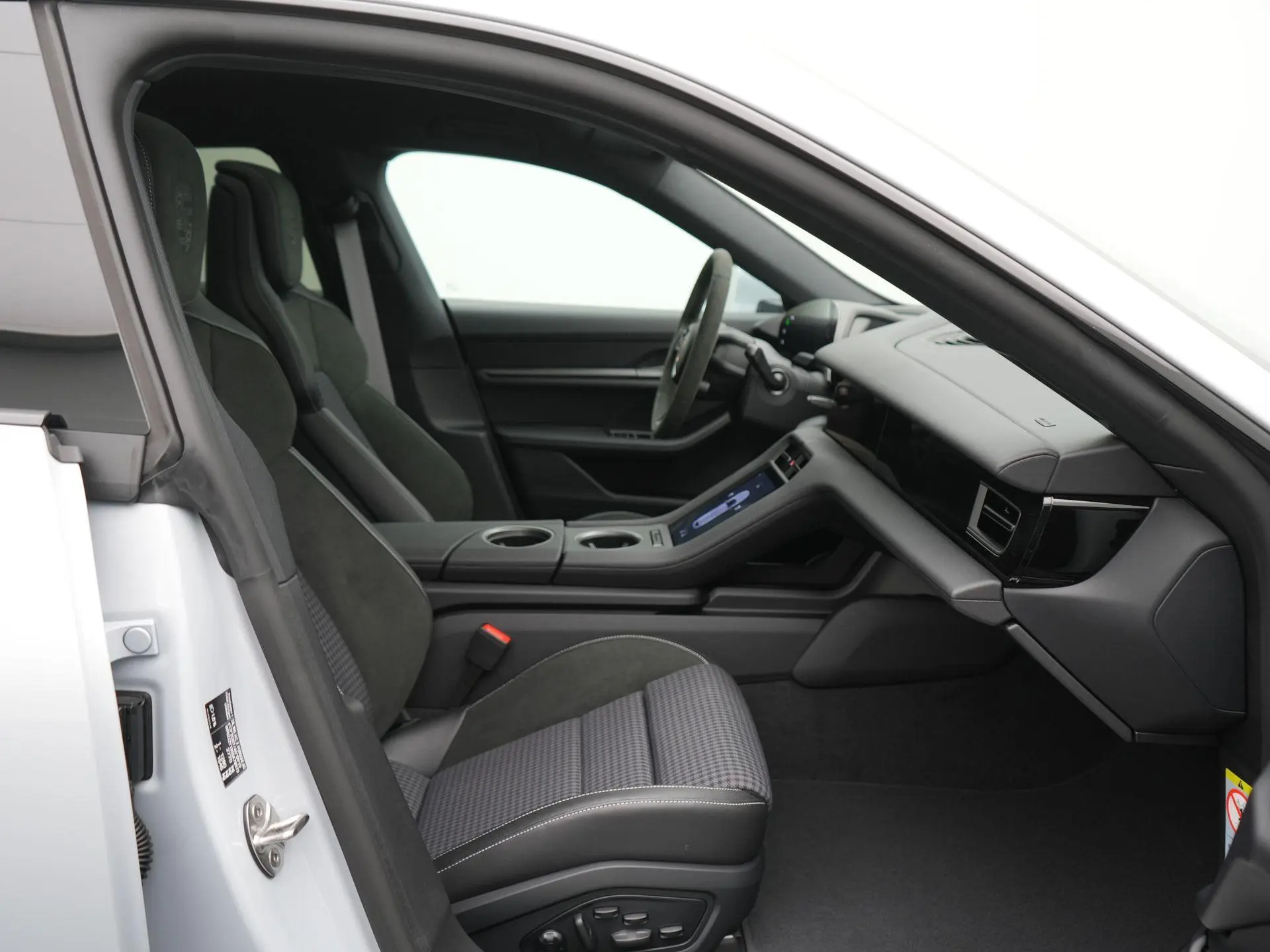 Taycan Sport Turismo 