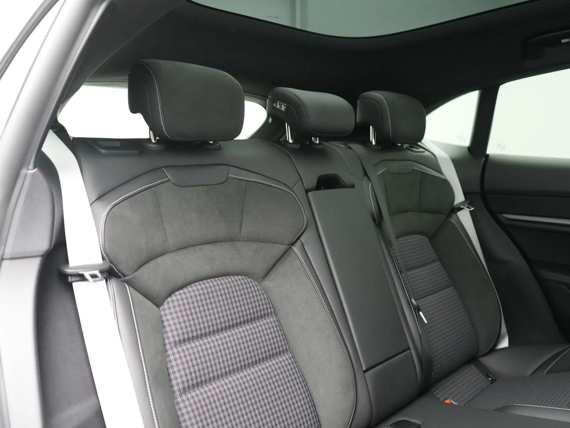 Taycan Sport Turismo 