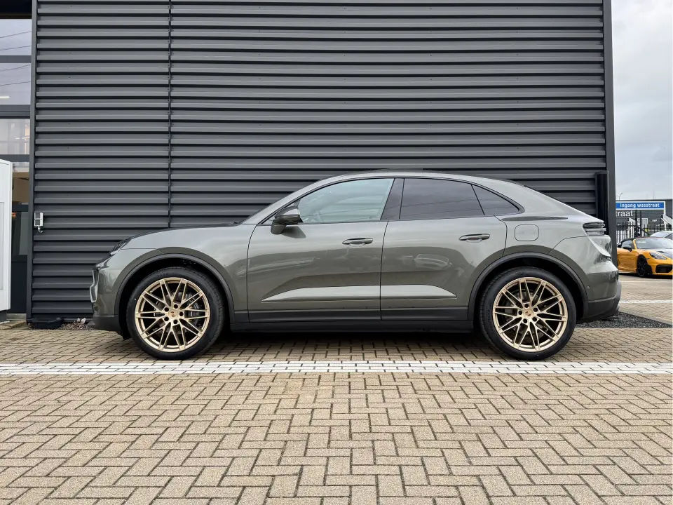 Macan 4