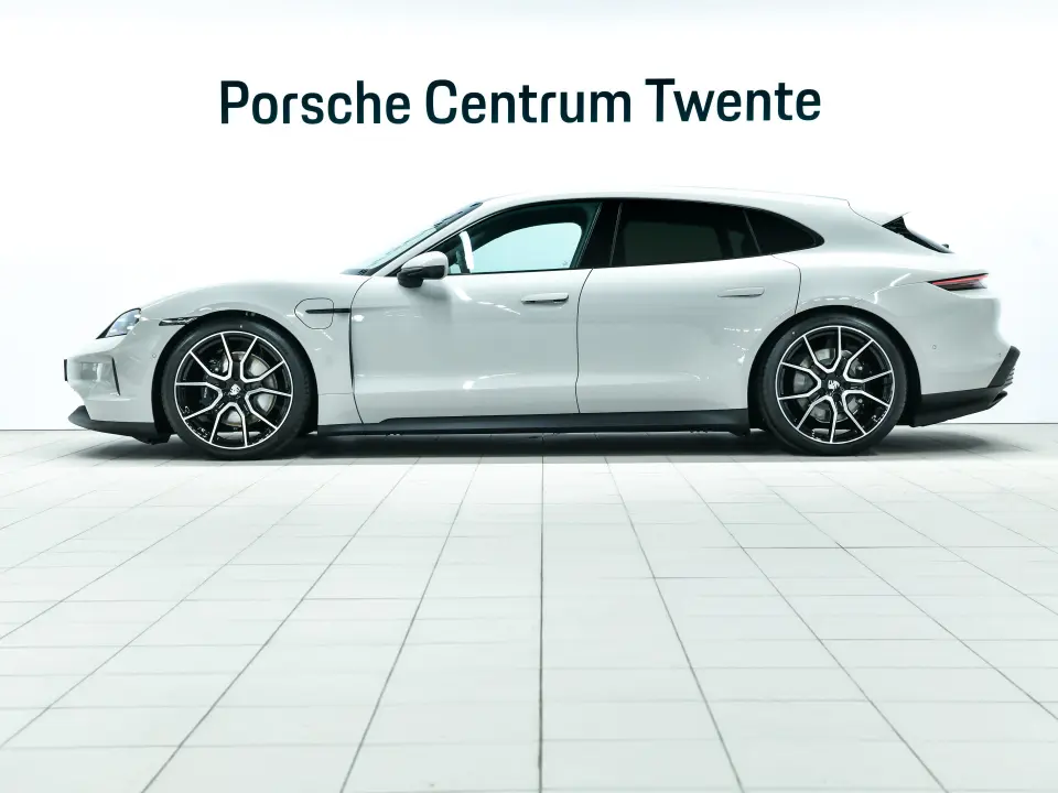 Taycan Sport Turismo 