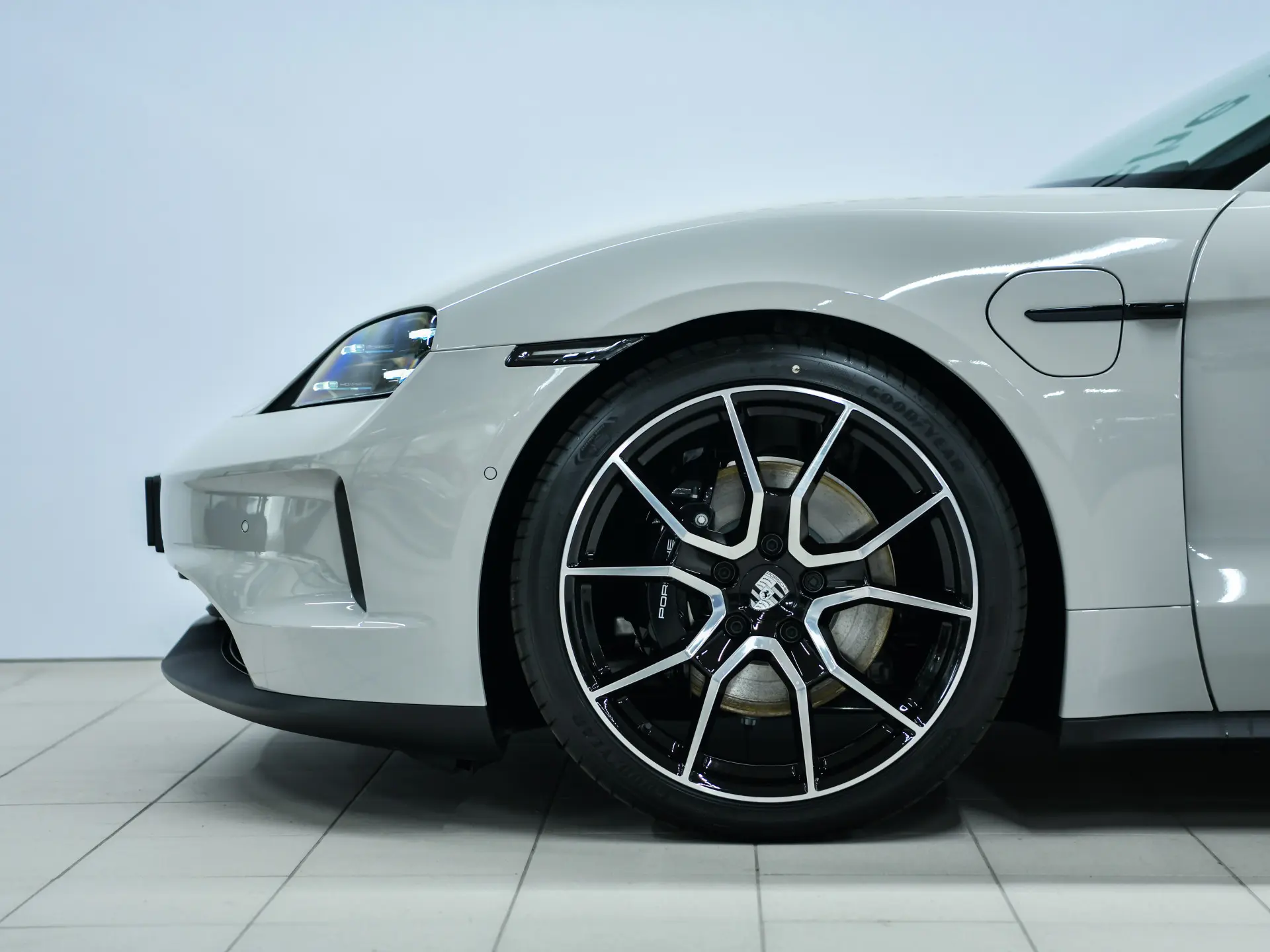 Taycan Sport Turismo 