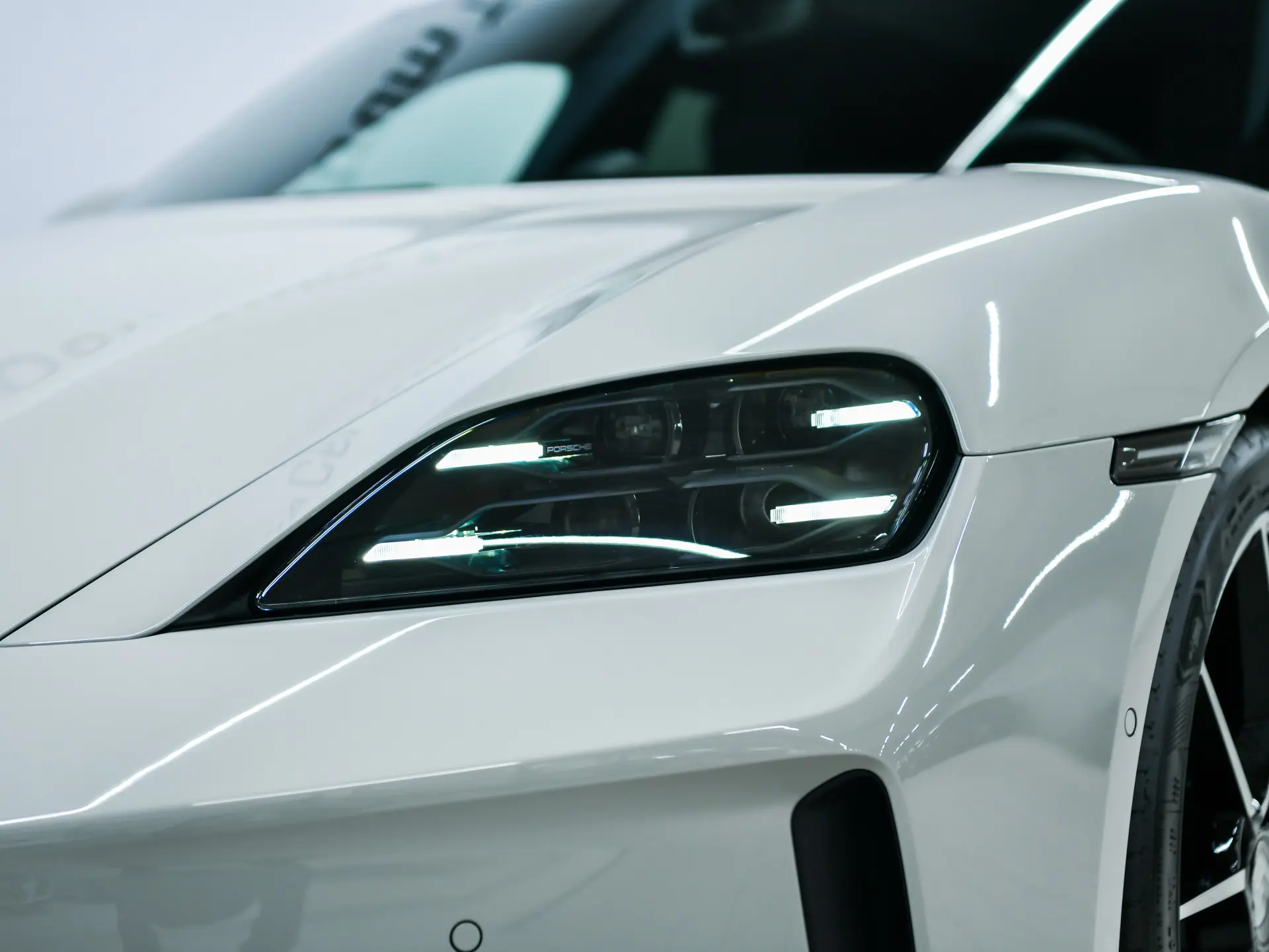 Taycan Sport Turismo 