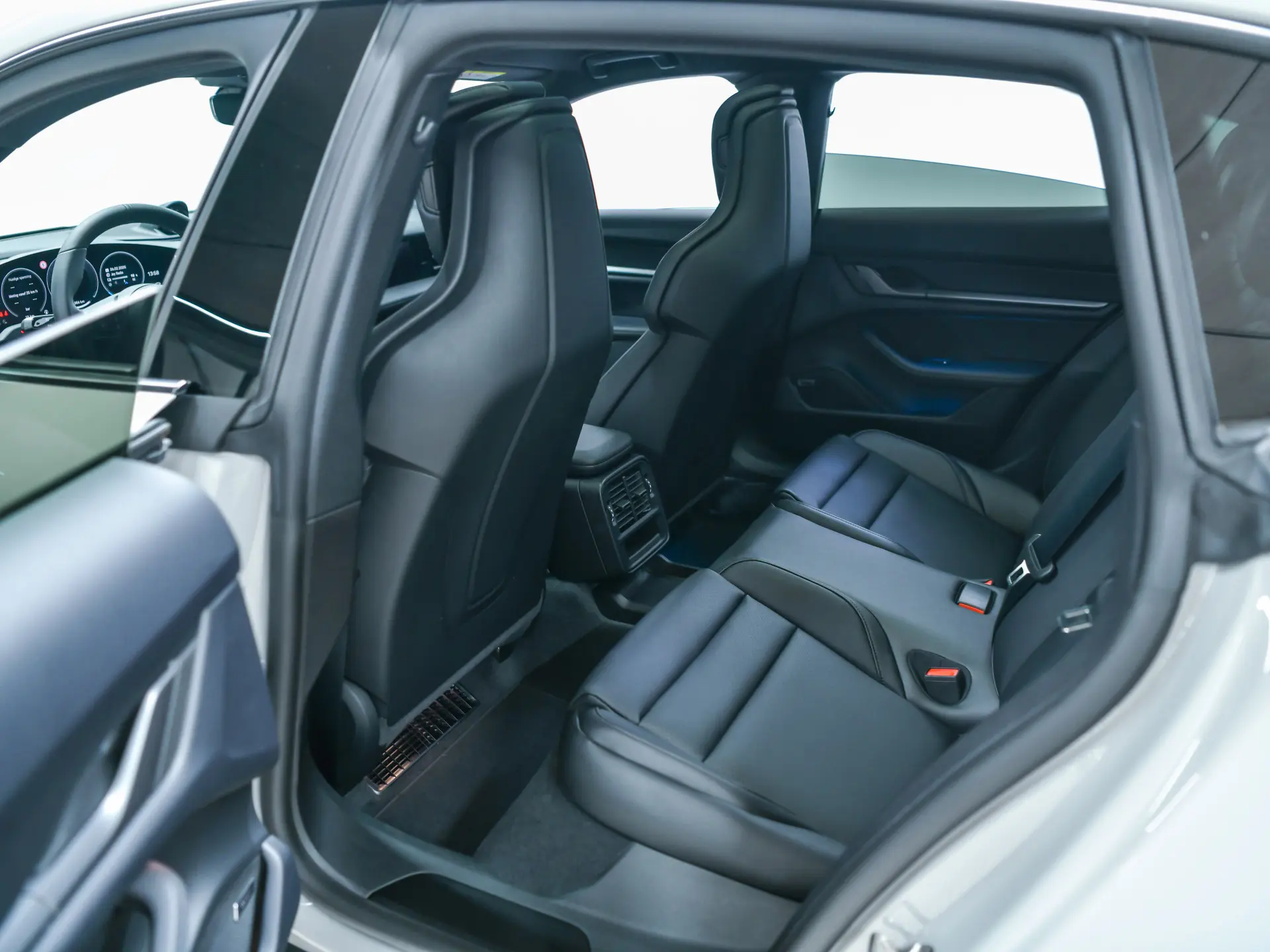 Taycan Sport Turismo 