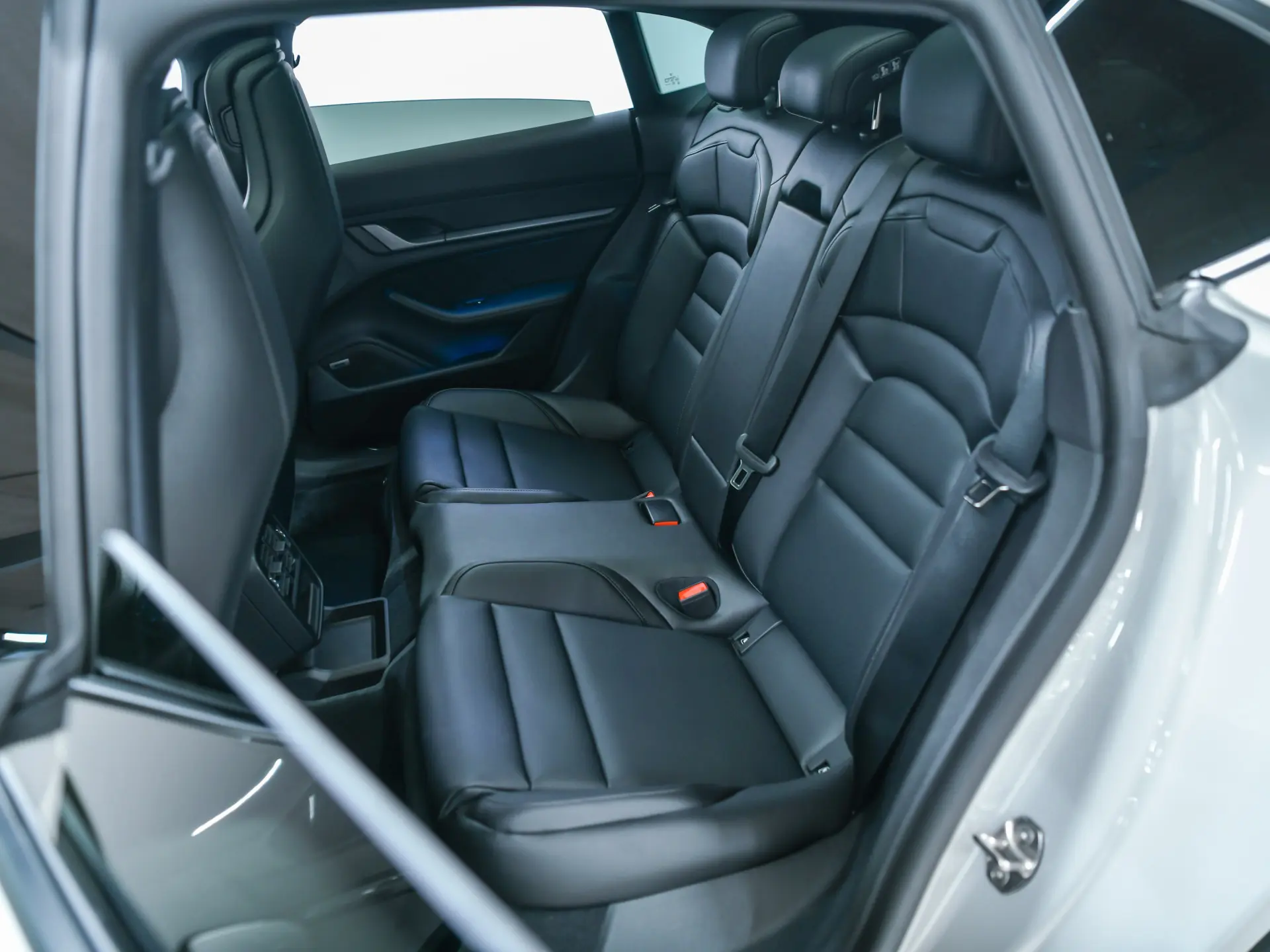 Taycan Sport Turismo 