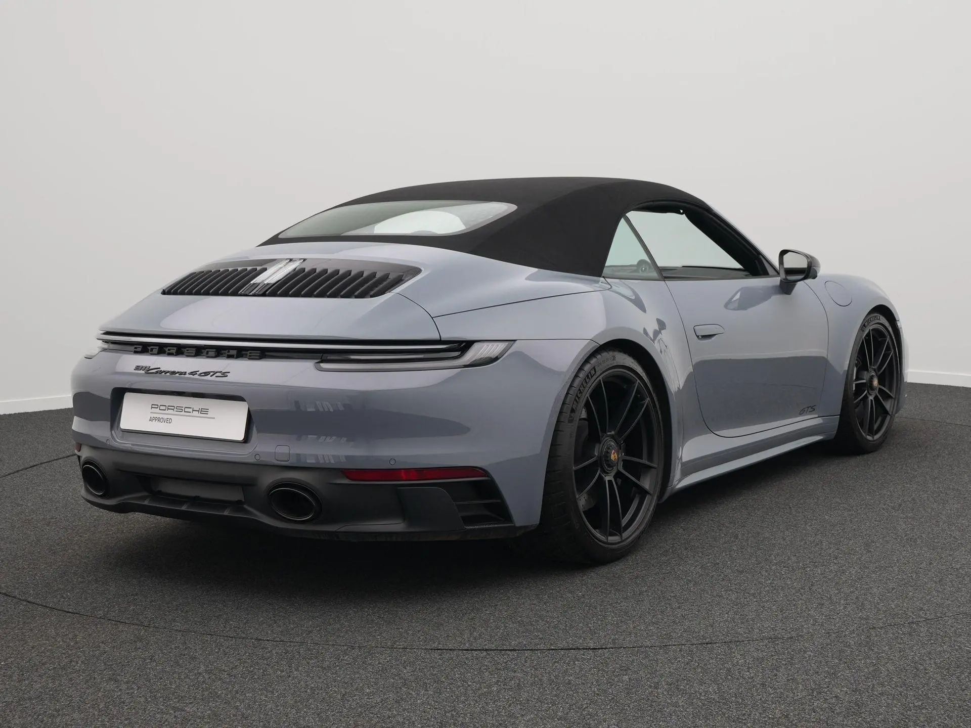 911 Carrera 4 GTS Cabriolet