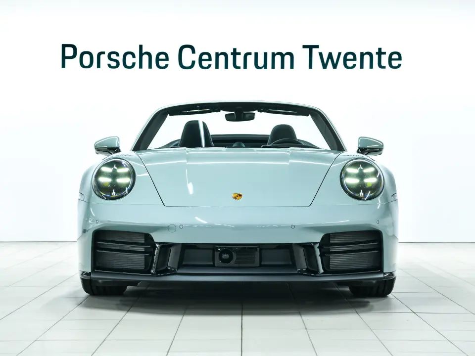 Porsche 911 Carrera Cabriolet