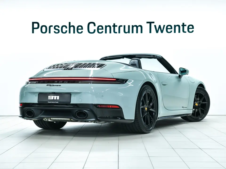 Porsche 911 Carrera Cabriolet