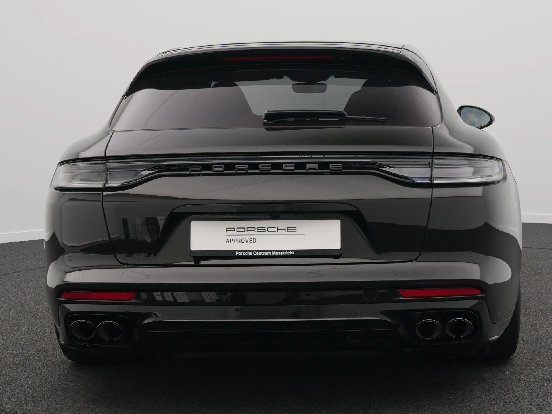 Panamera Sport Turismo Turbo S E-Hybrid