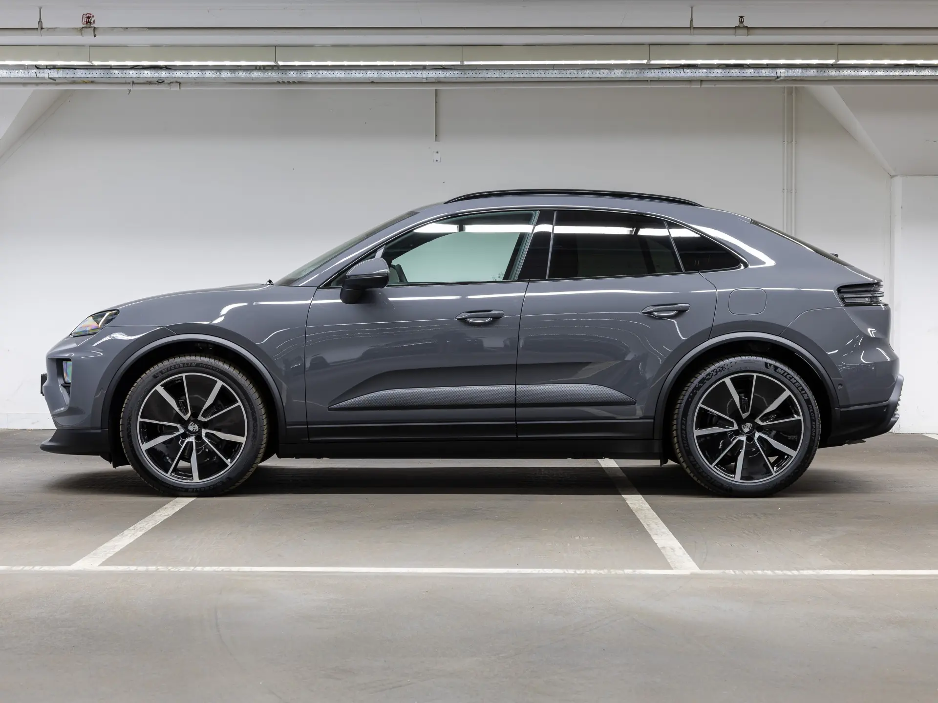 Macan 4