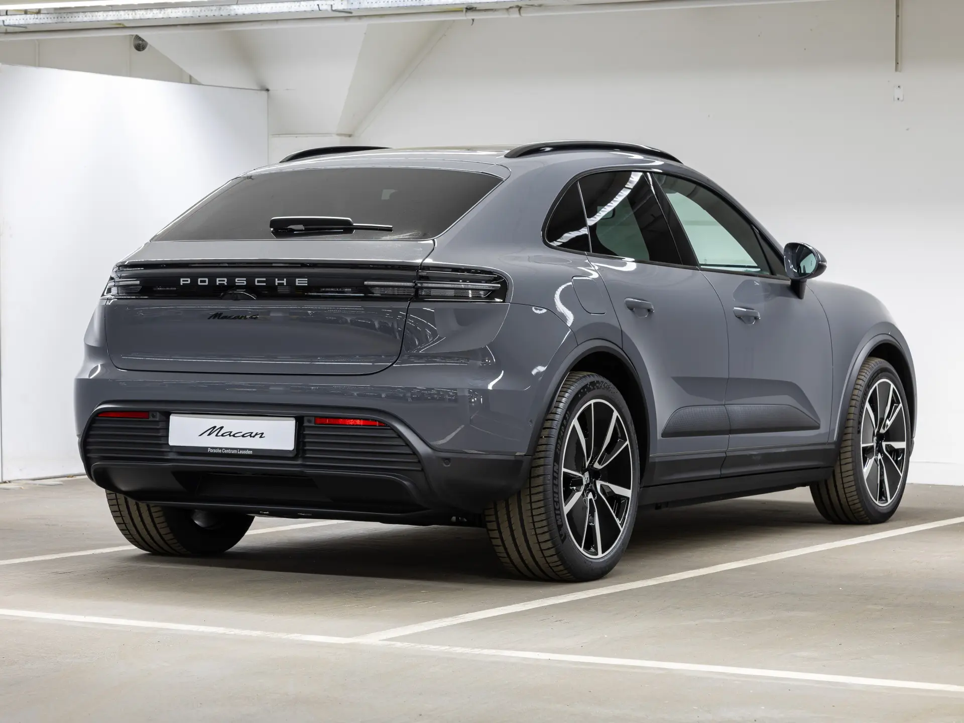Macan 4