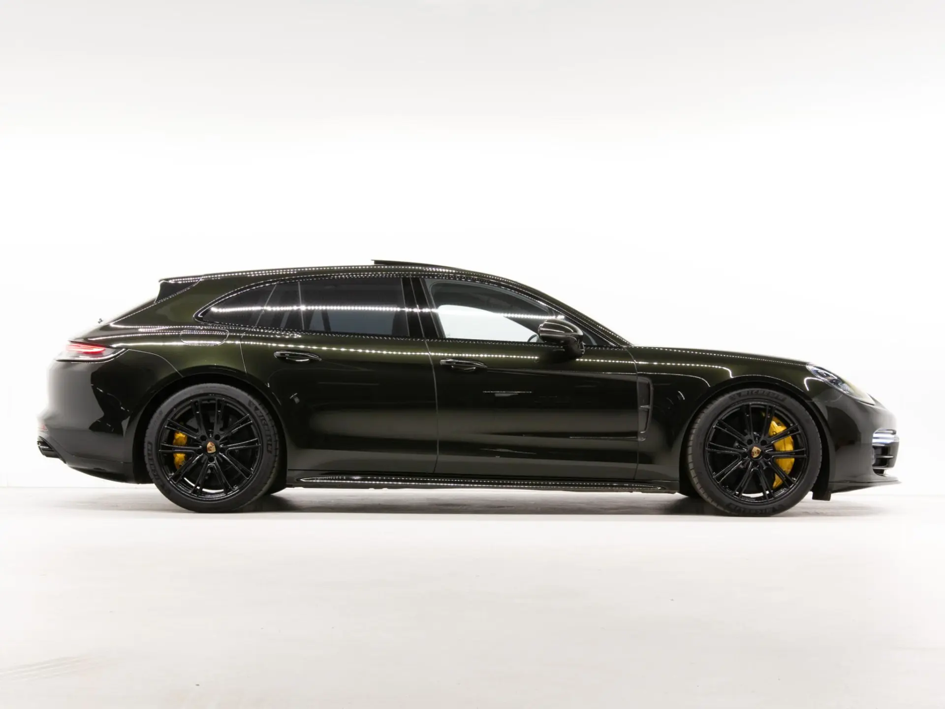 Panamera Sport Turismo Turbo S E-Hybrid