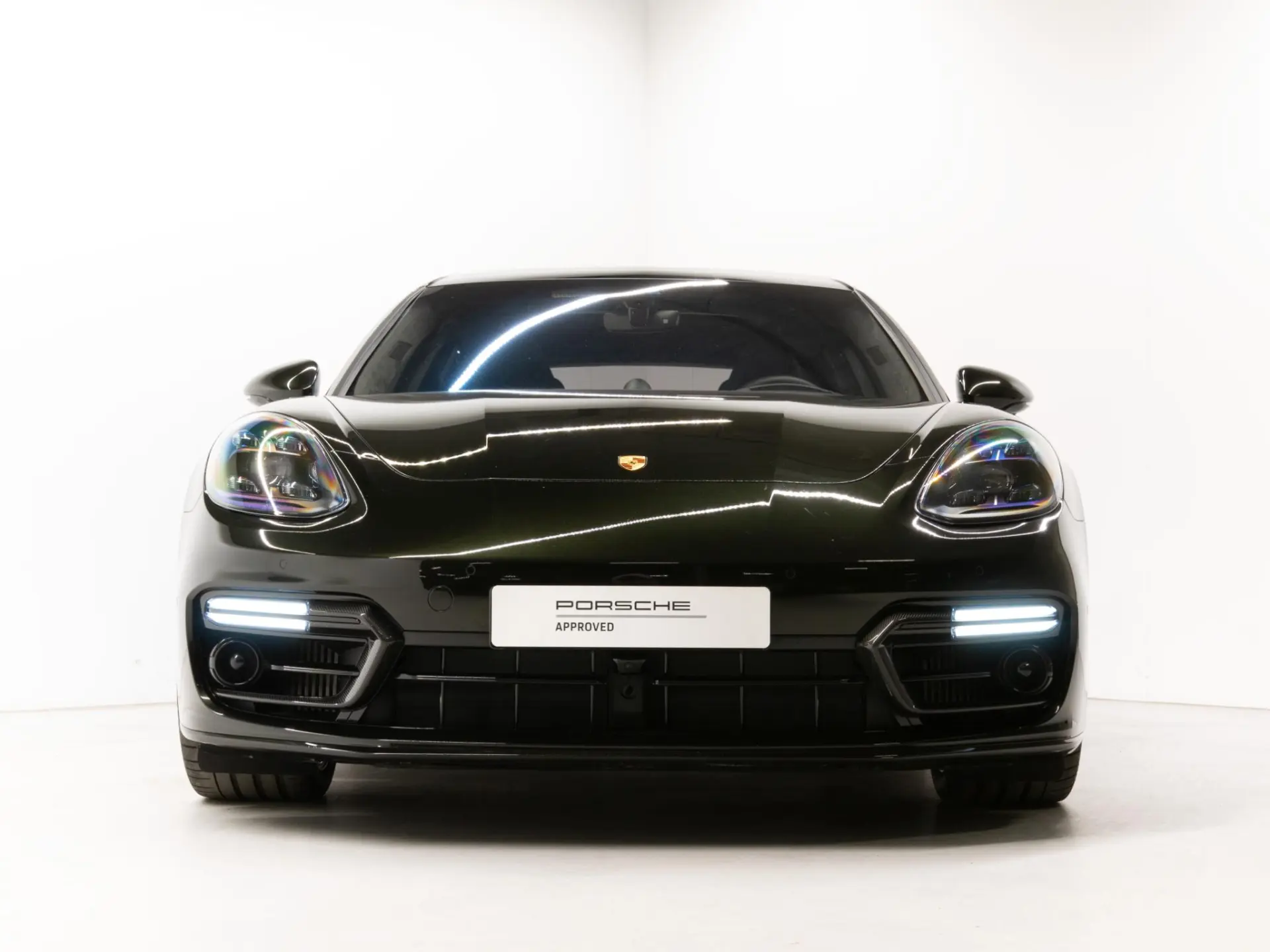 Panamera Sport Turismo Turbo S E-Hybrid