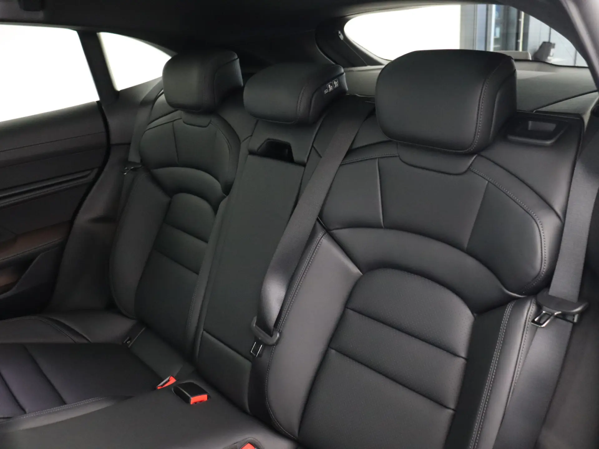 Taycan Sport Tursimo