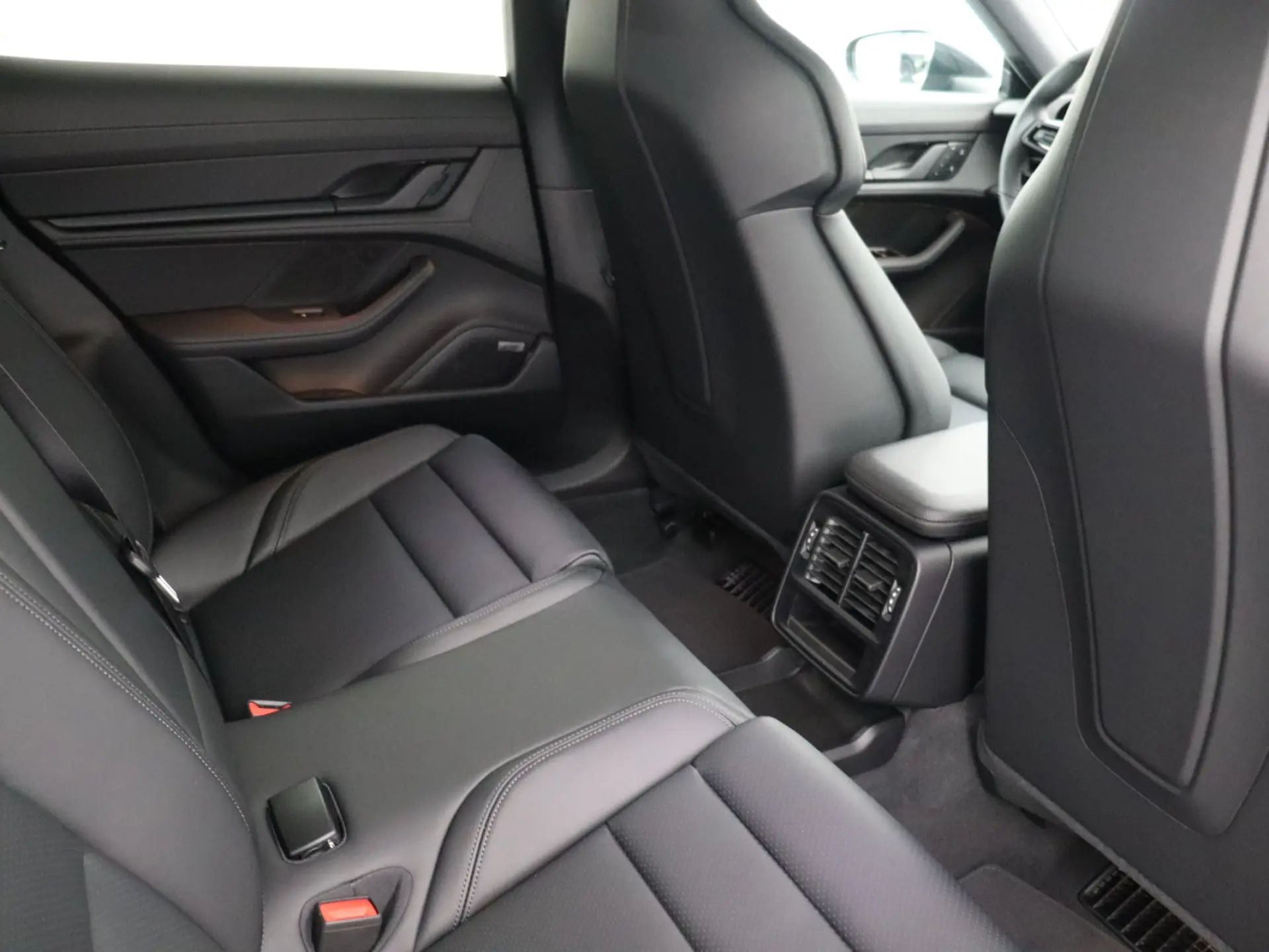 Taycan Sport Tursimo