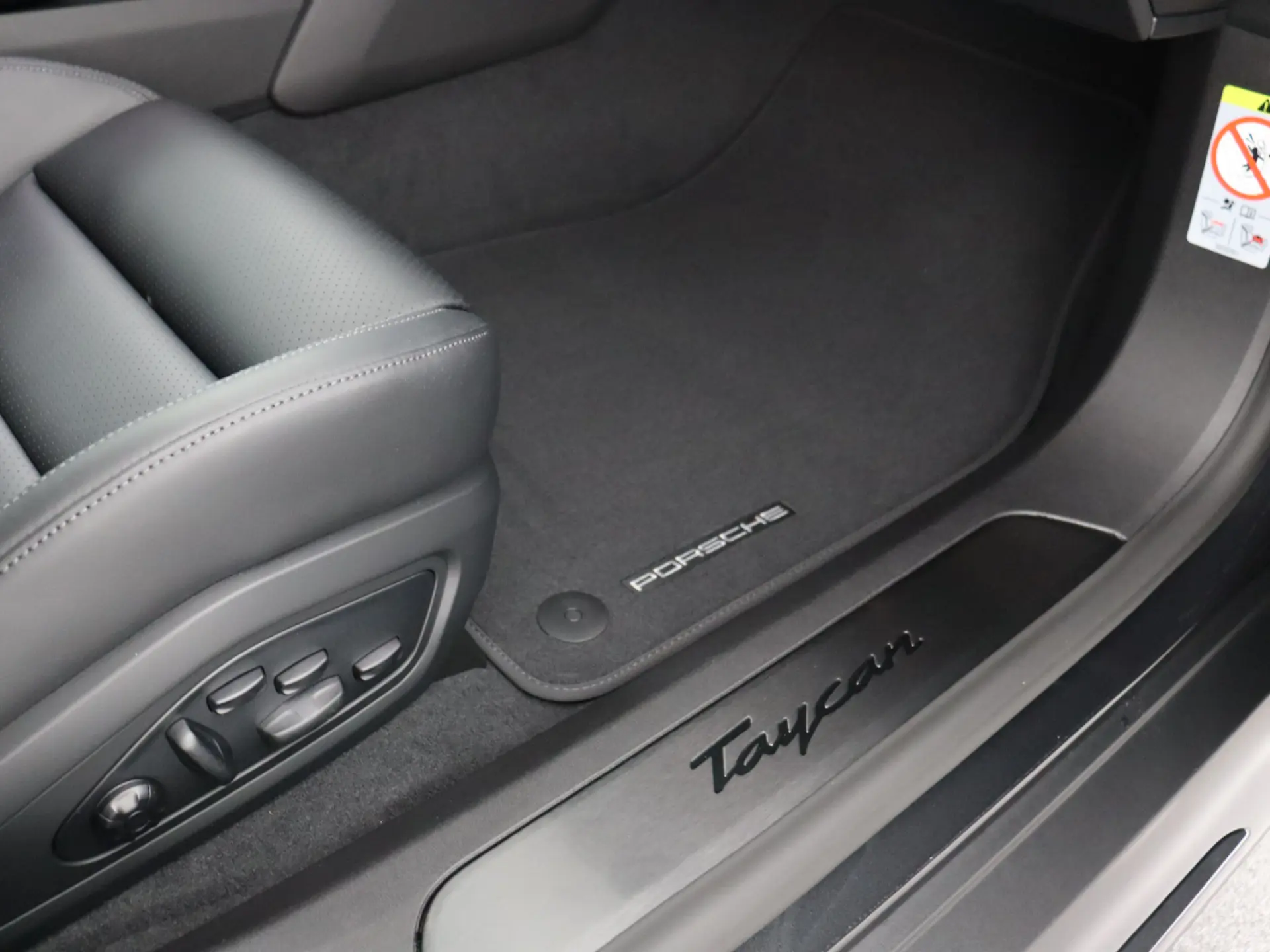 Taycan Sport Tursimo