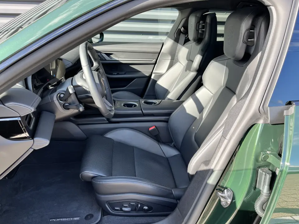 Taycan 4 Cross Turismo