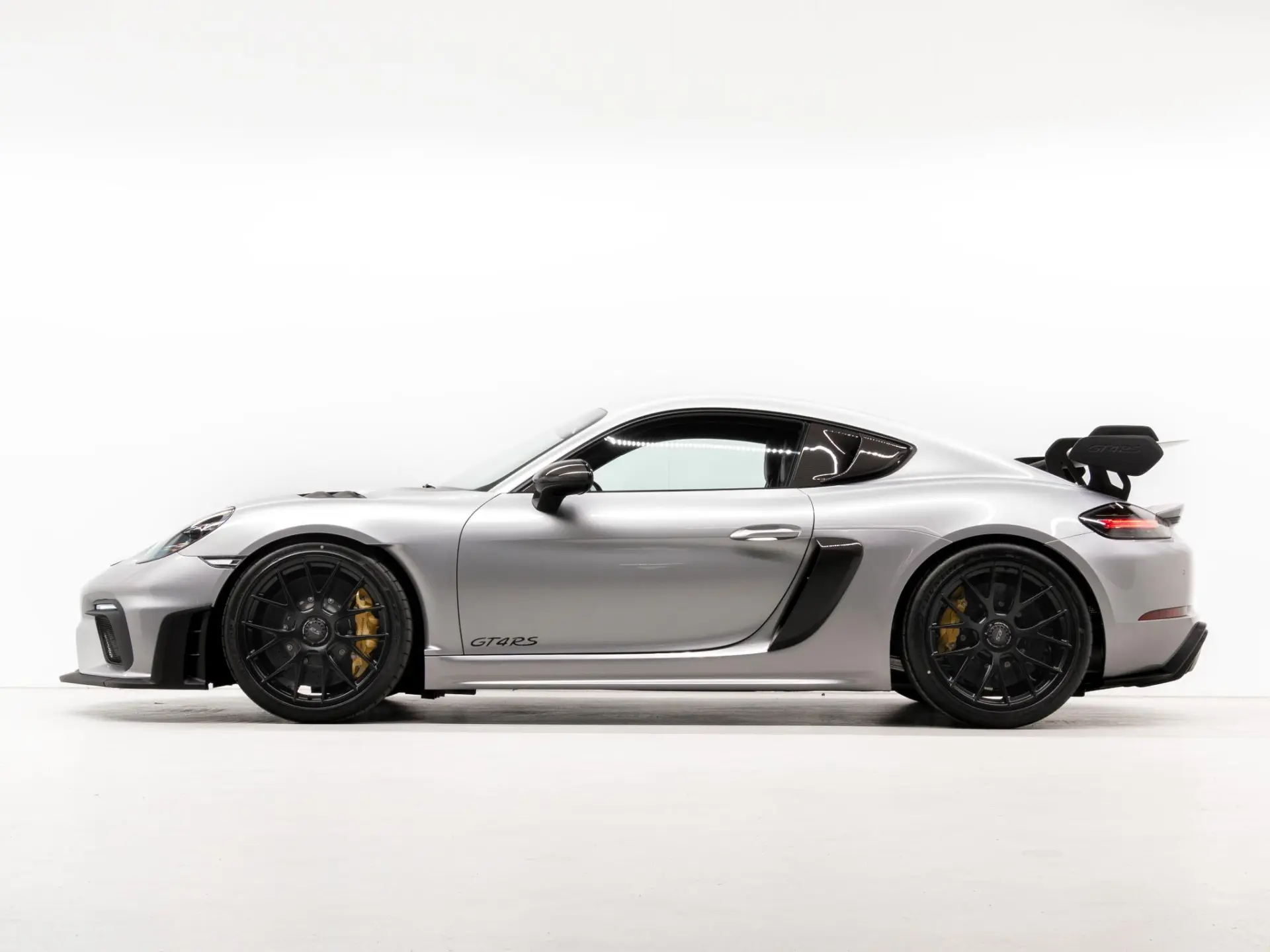 718 GT4 RS