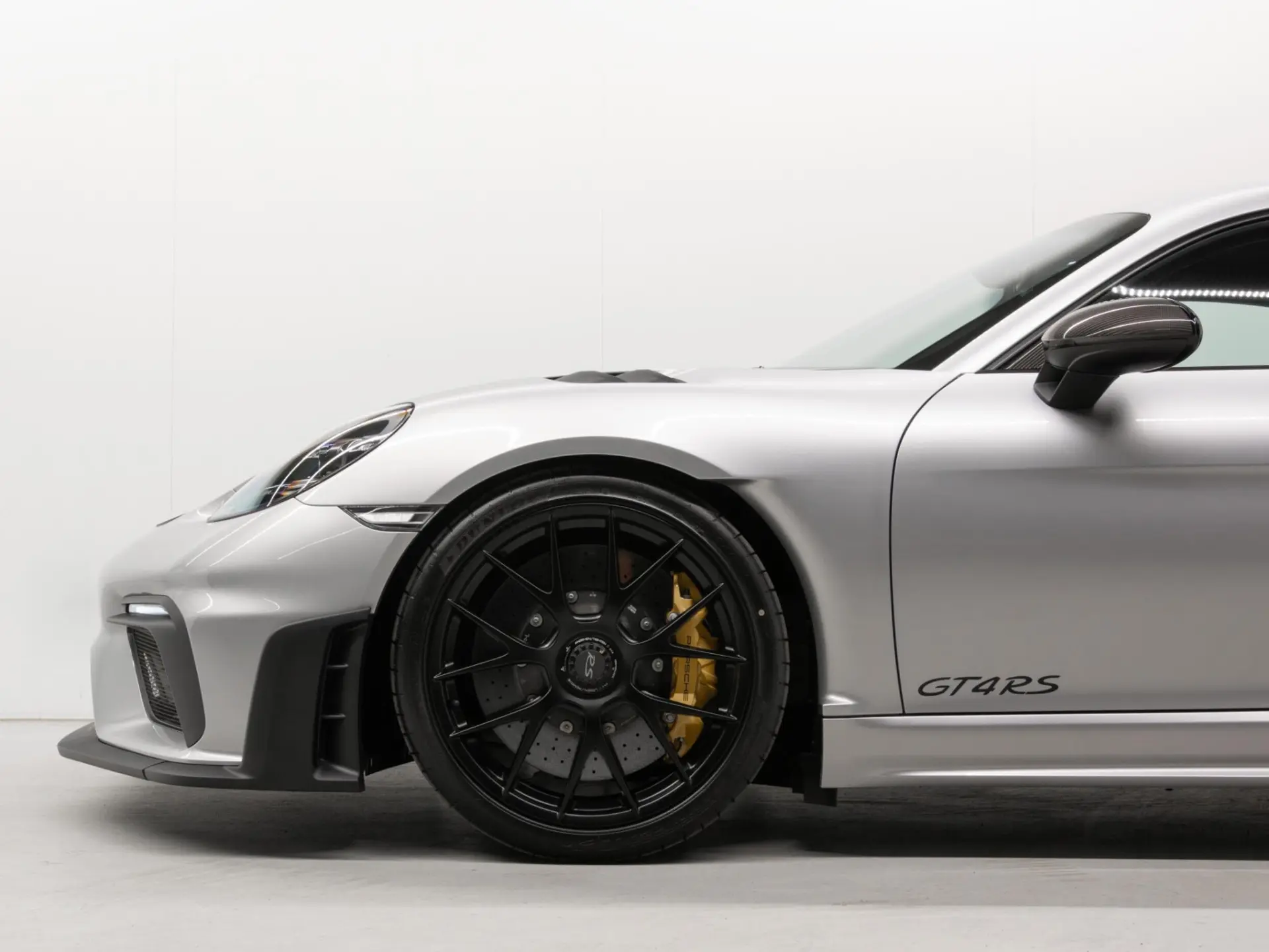 718 GT4 RS