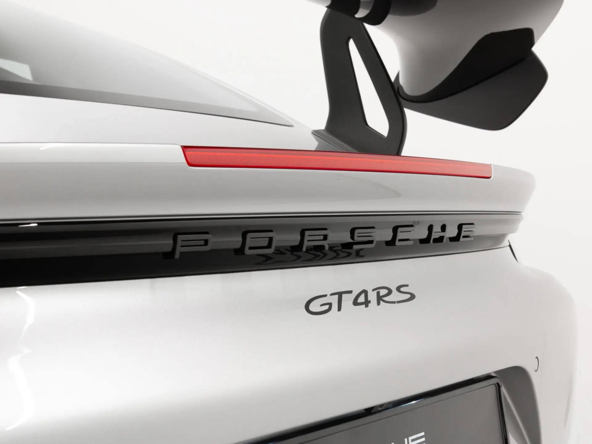 718 GT4 RS