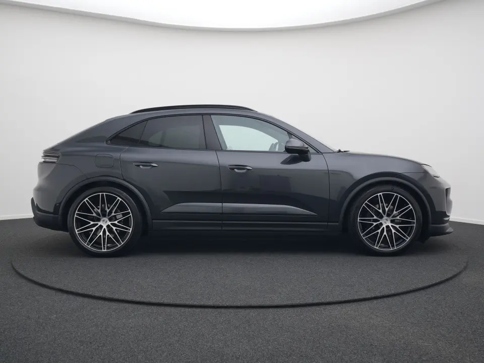 Macan 4