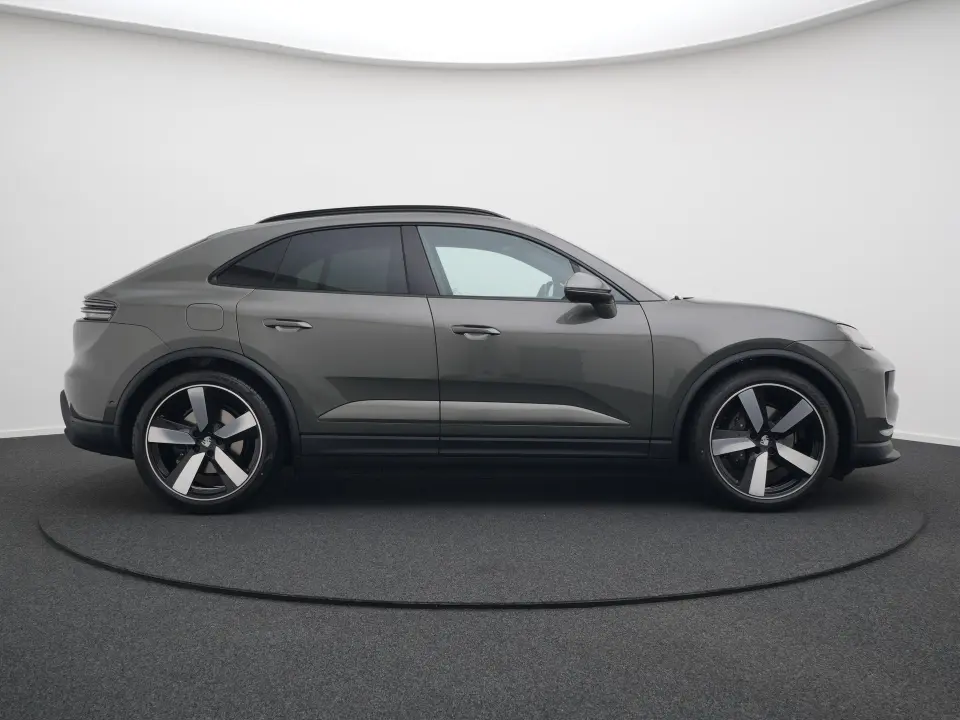 Macan 4