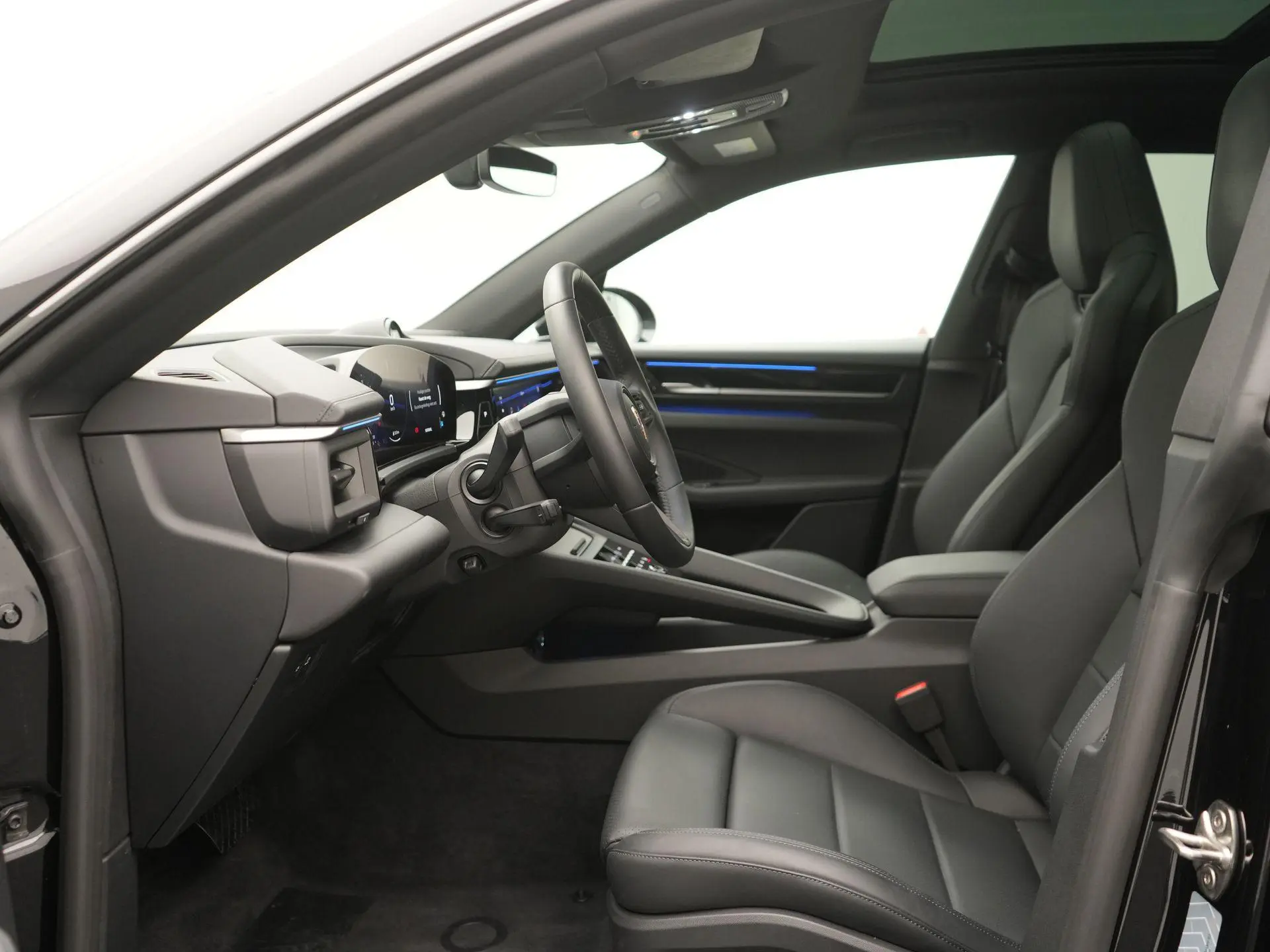 Macan 4