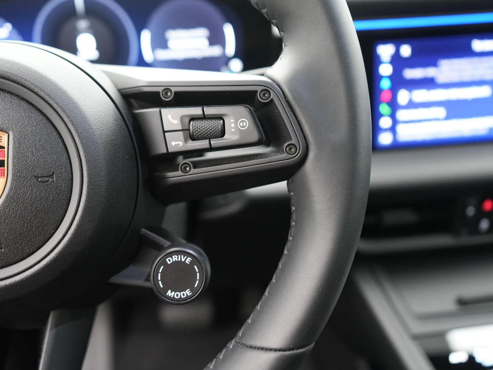 Macan 4