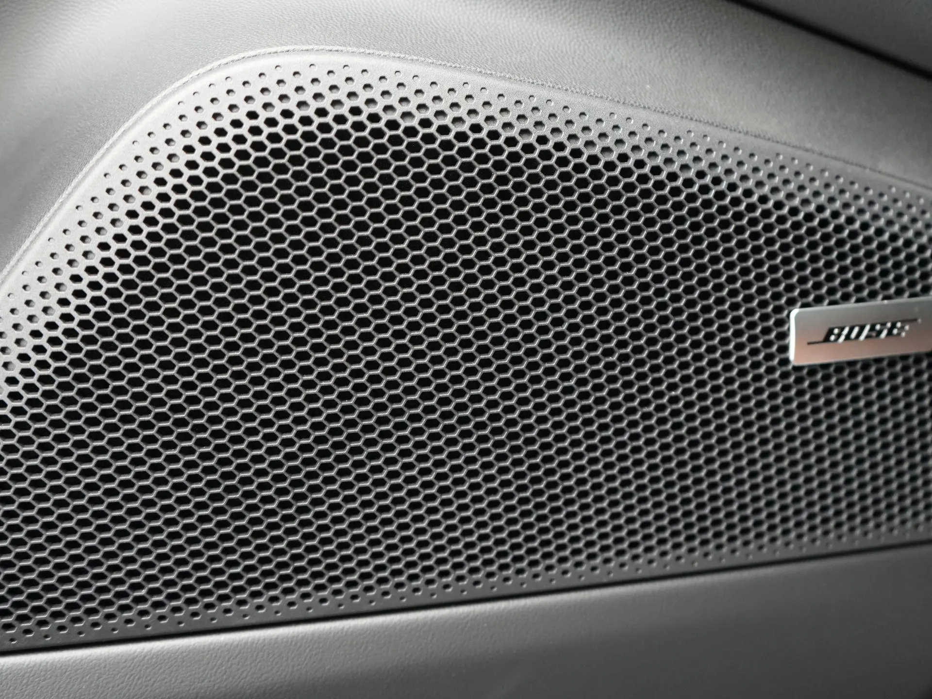 Macan 4