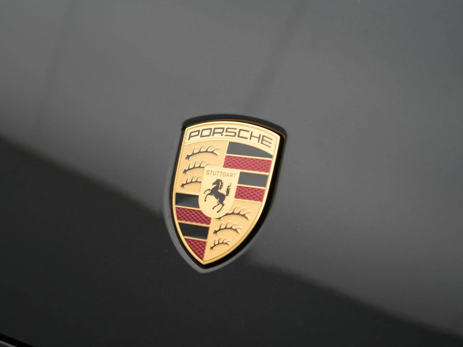 Macan 4