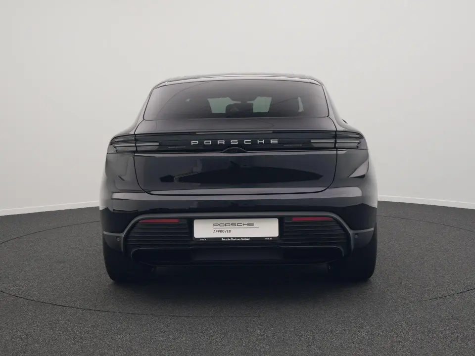Macan 4