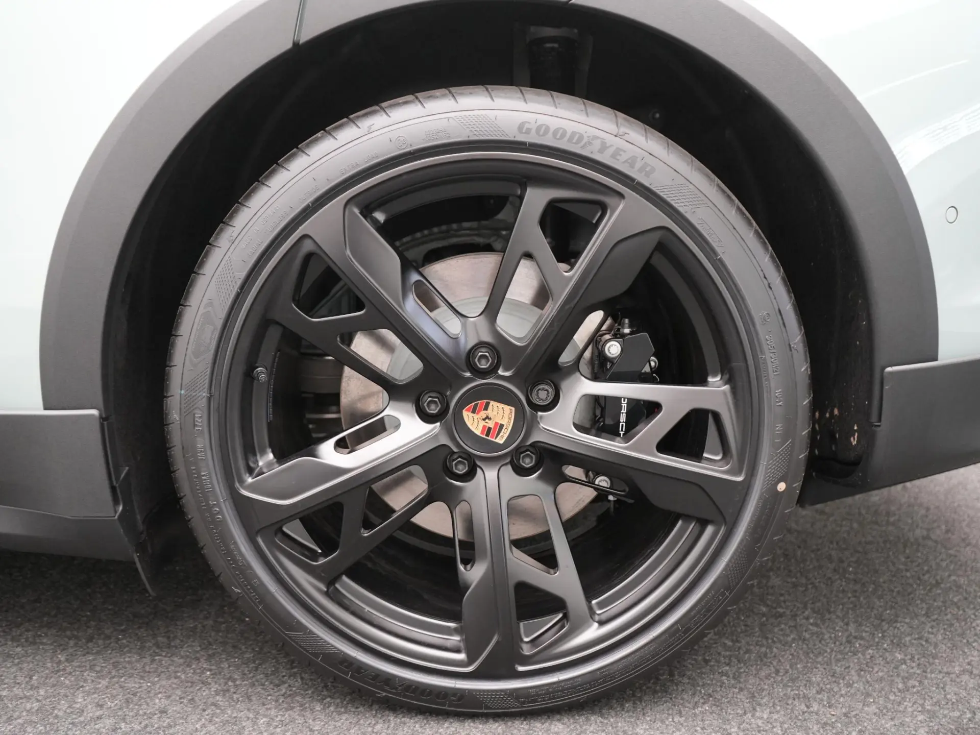 Taycan 4 Cross Turismo