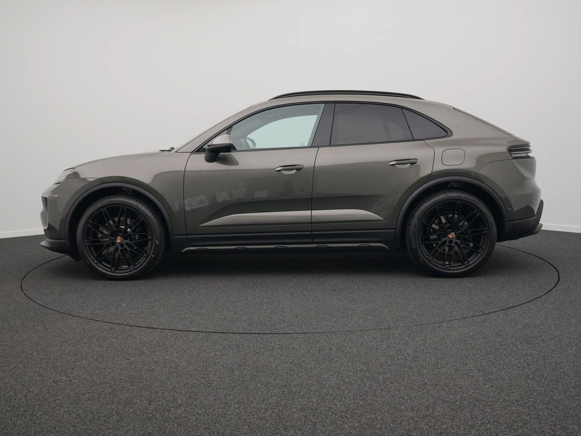Macan 4 S