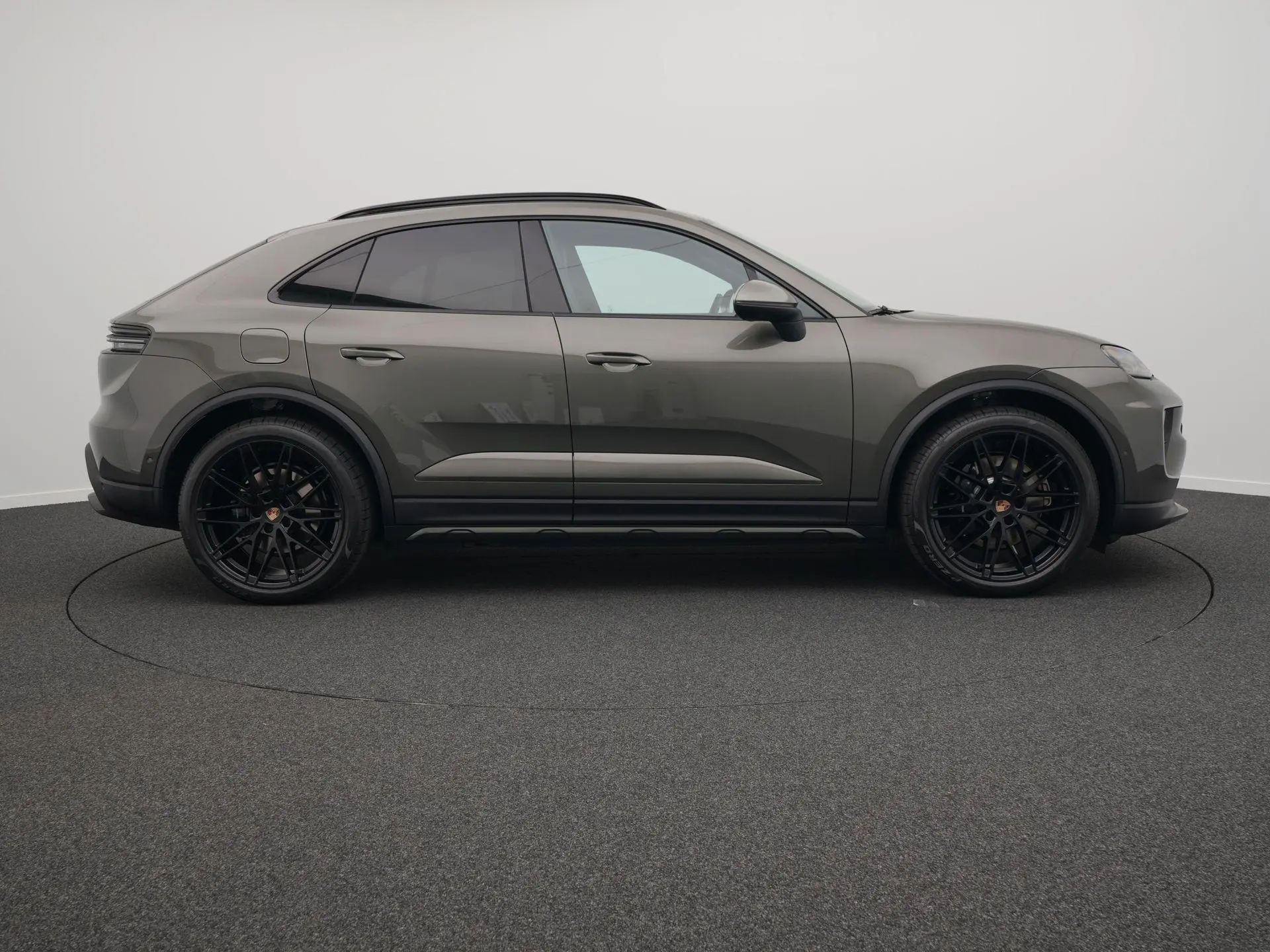 Macan 4 S