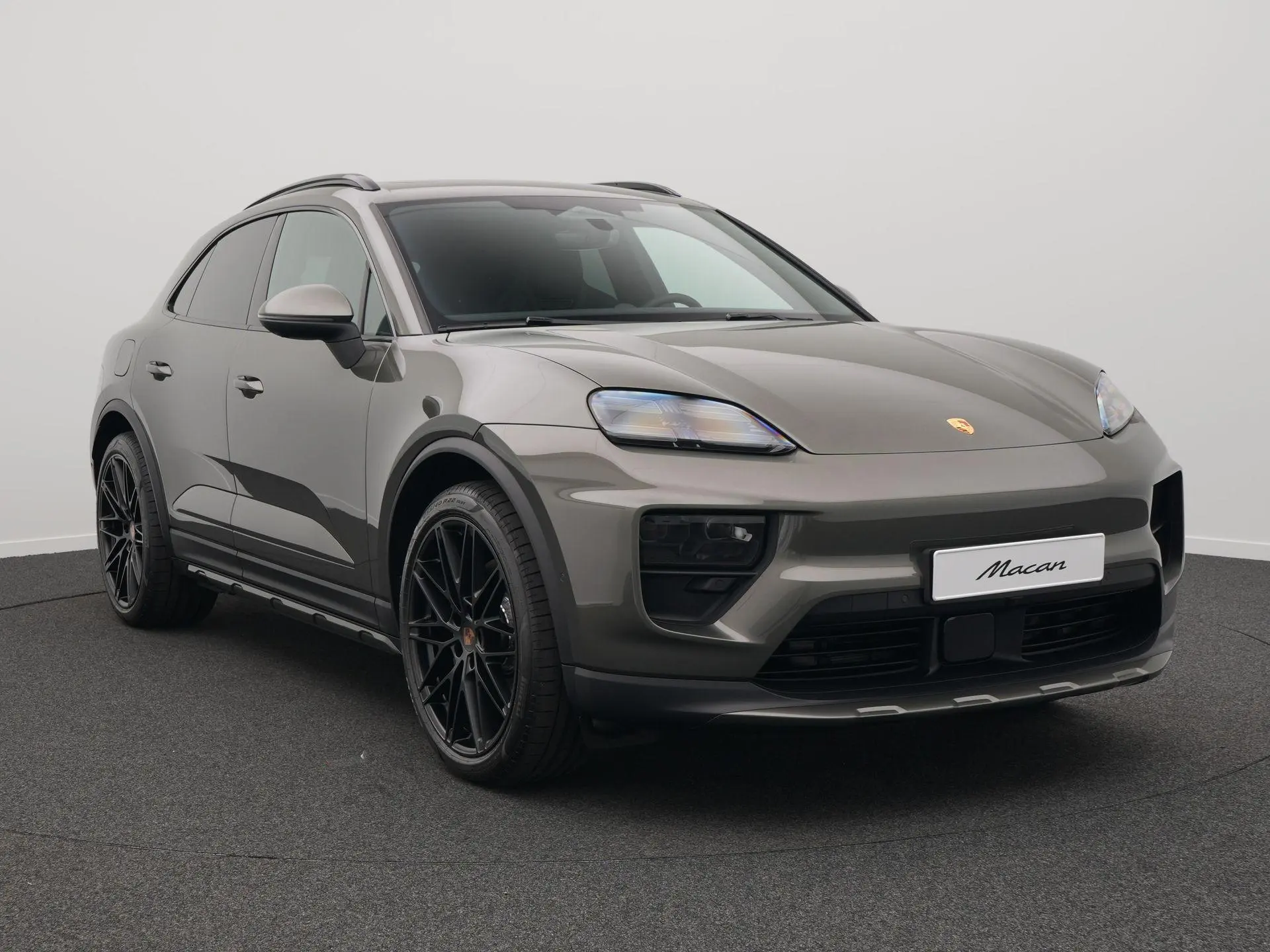 Macan 4 S