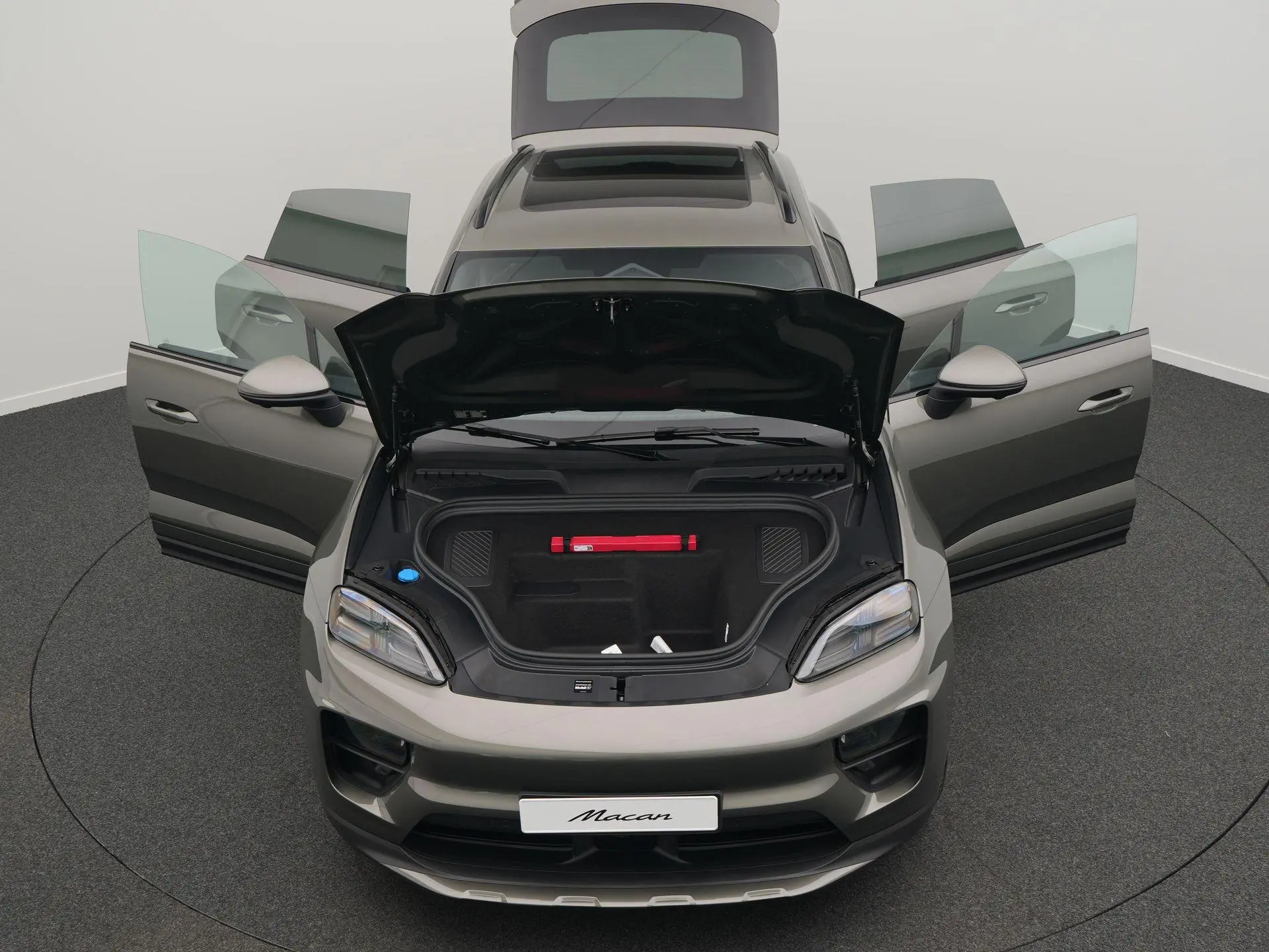 Macan 4 S
