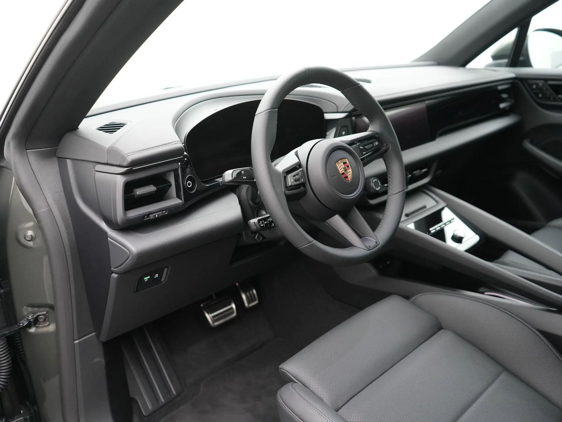 Macan 4 S