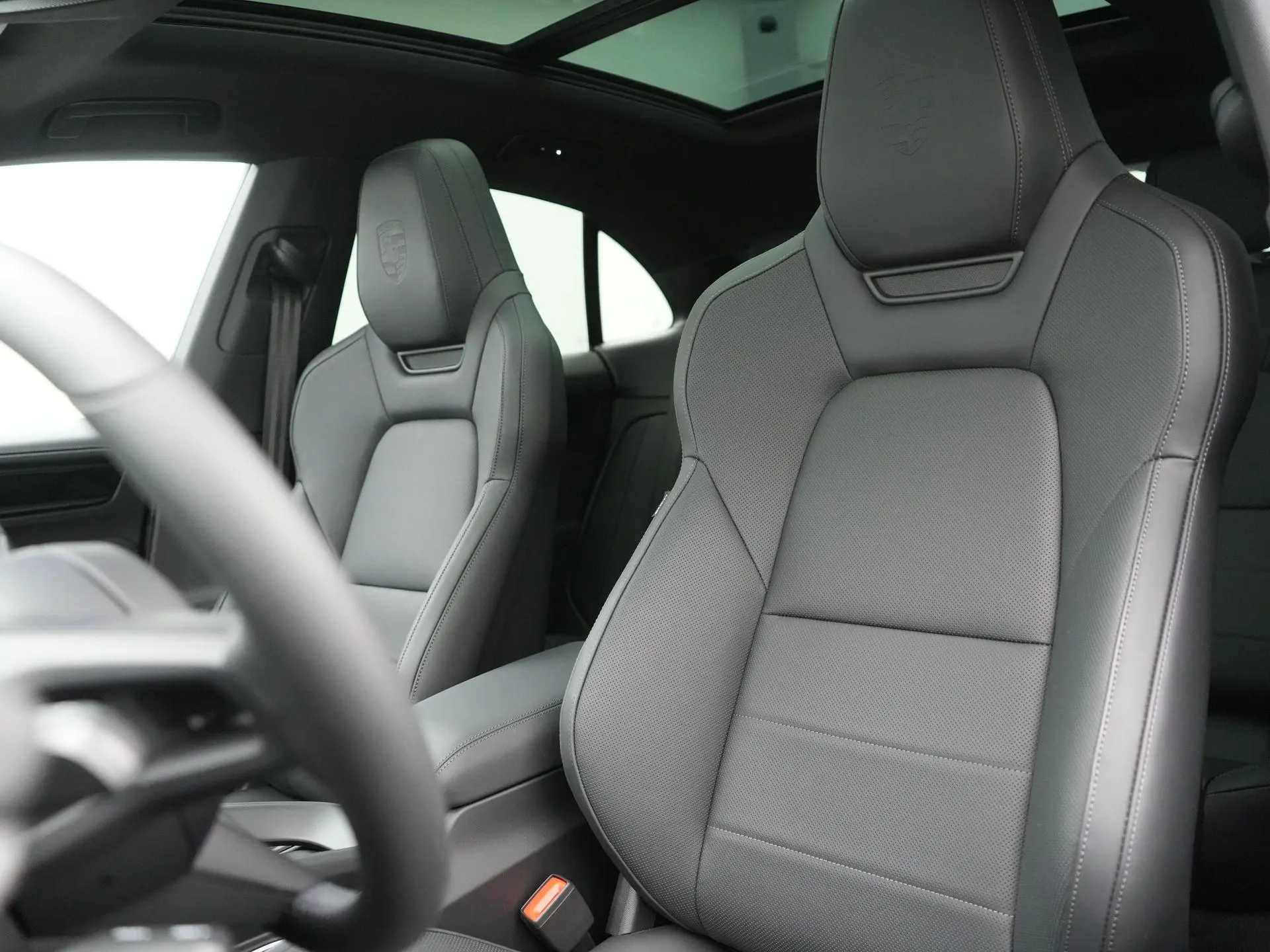 Macan 4 S