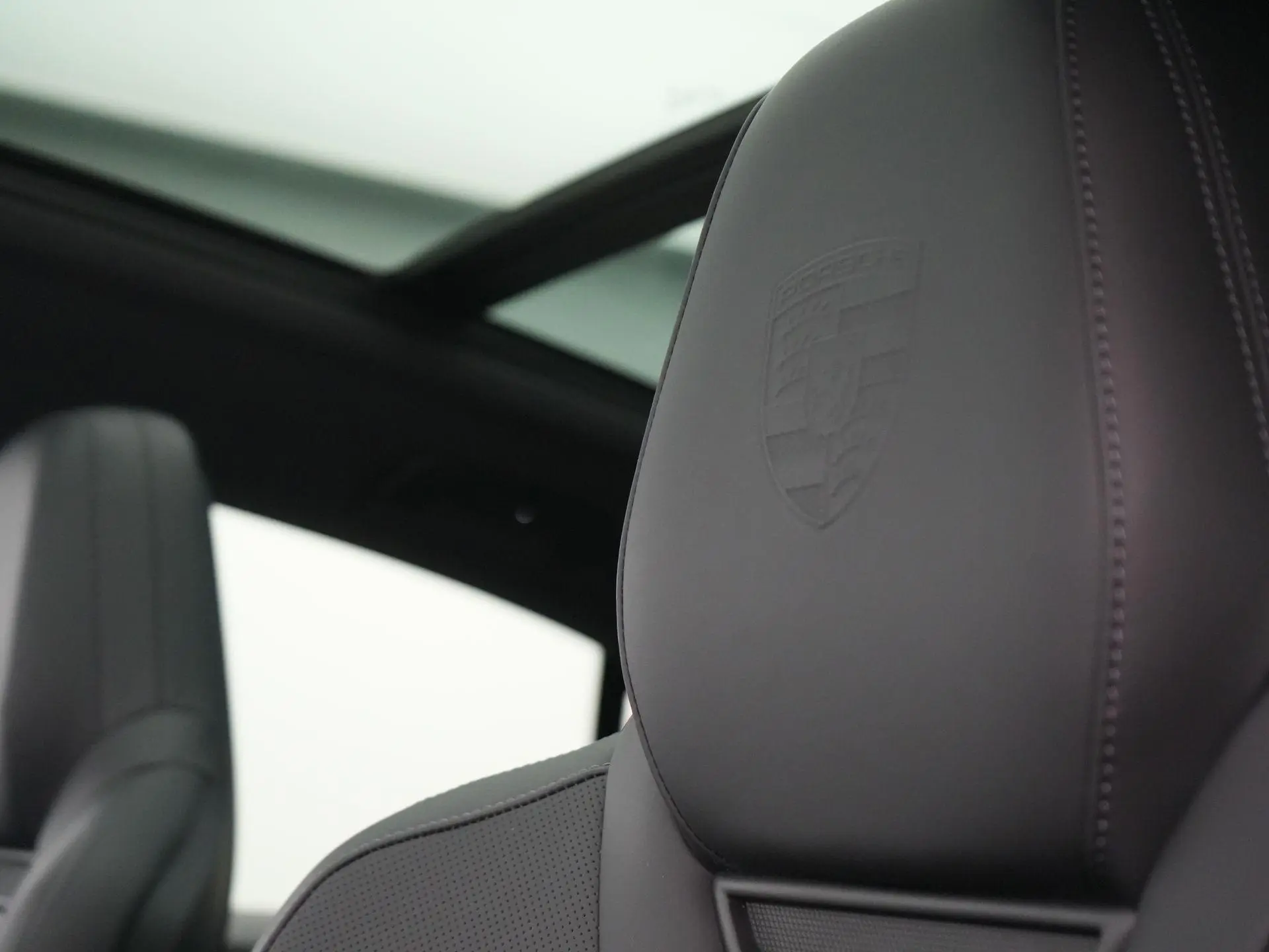 Macan 4 S