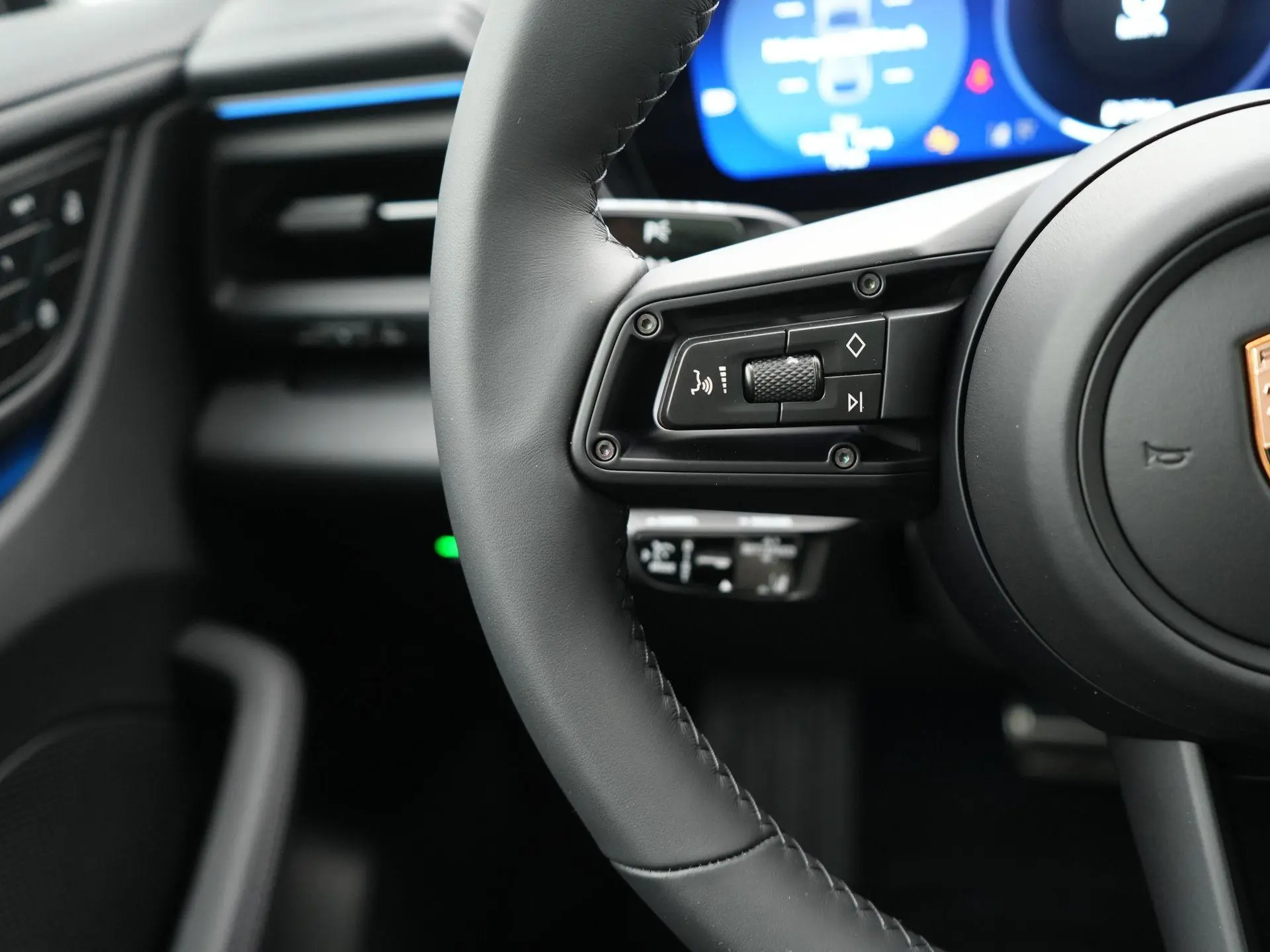 Macan 4 S
